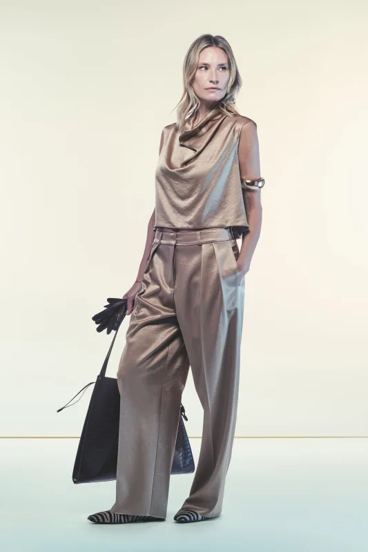 BLUSA AVA sold by Liviana Conti