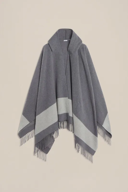 PONCHO DOUBLE STELLA sold by Liviana Conti