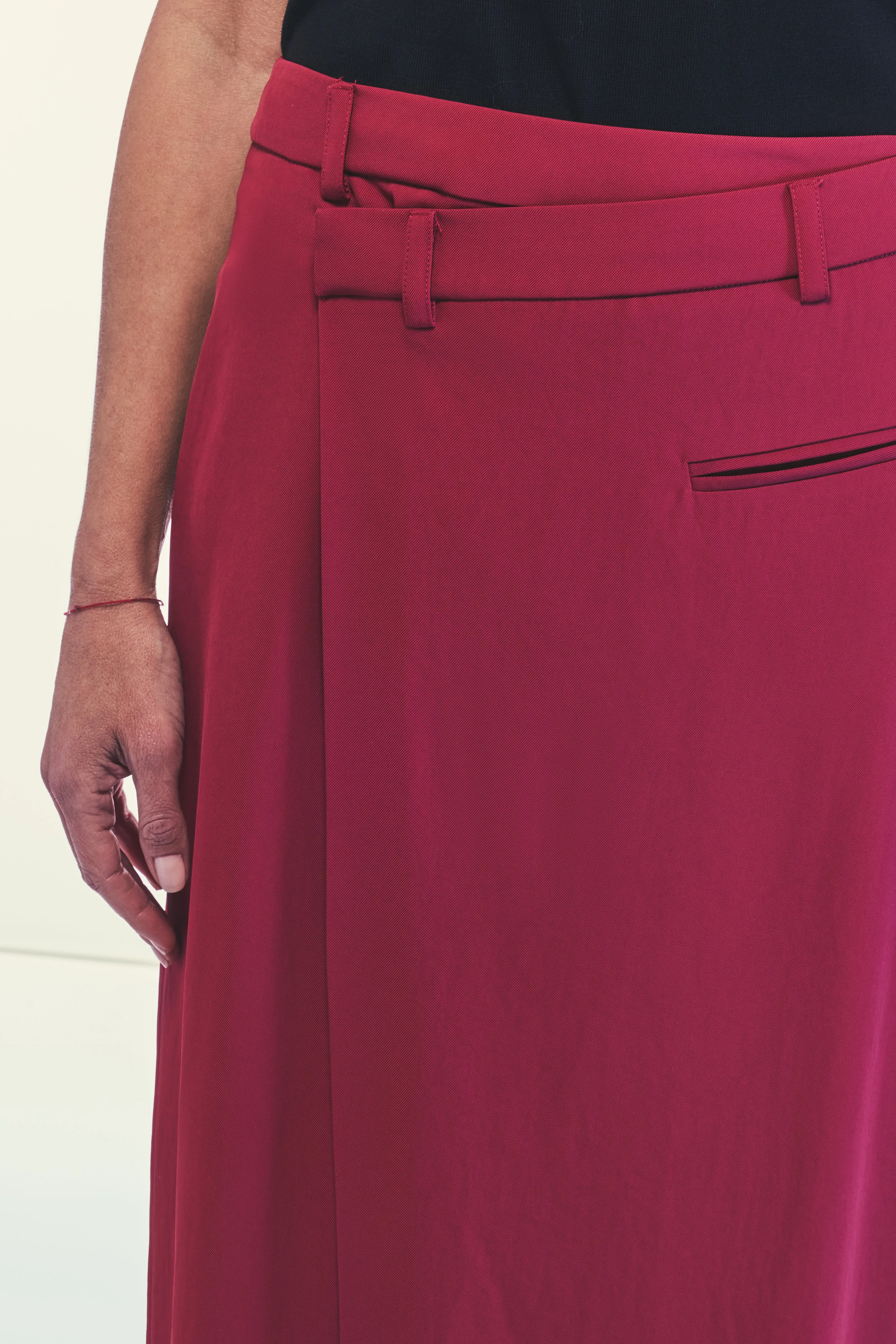 GONNA DANICA sold by Liviana Conti product image thumbnail 3