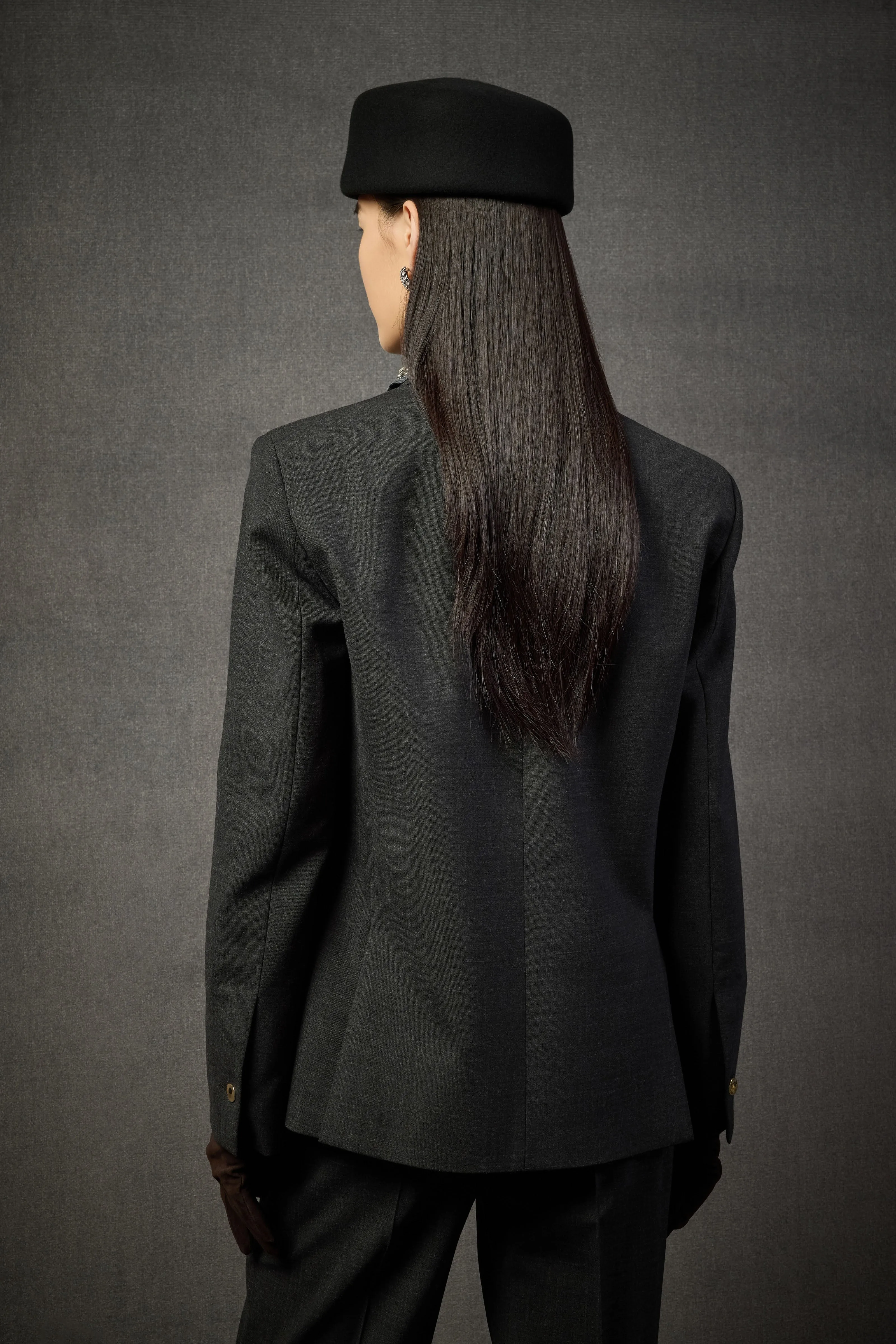 GIACCA ROGER sold by Liviana Conti product image thumbnail 3