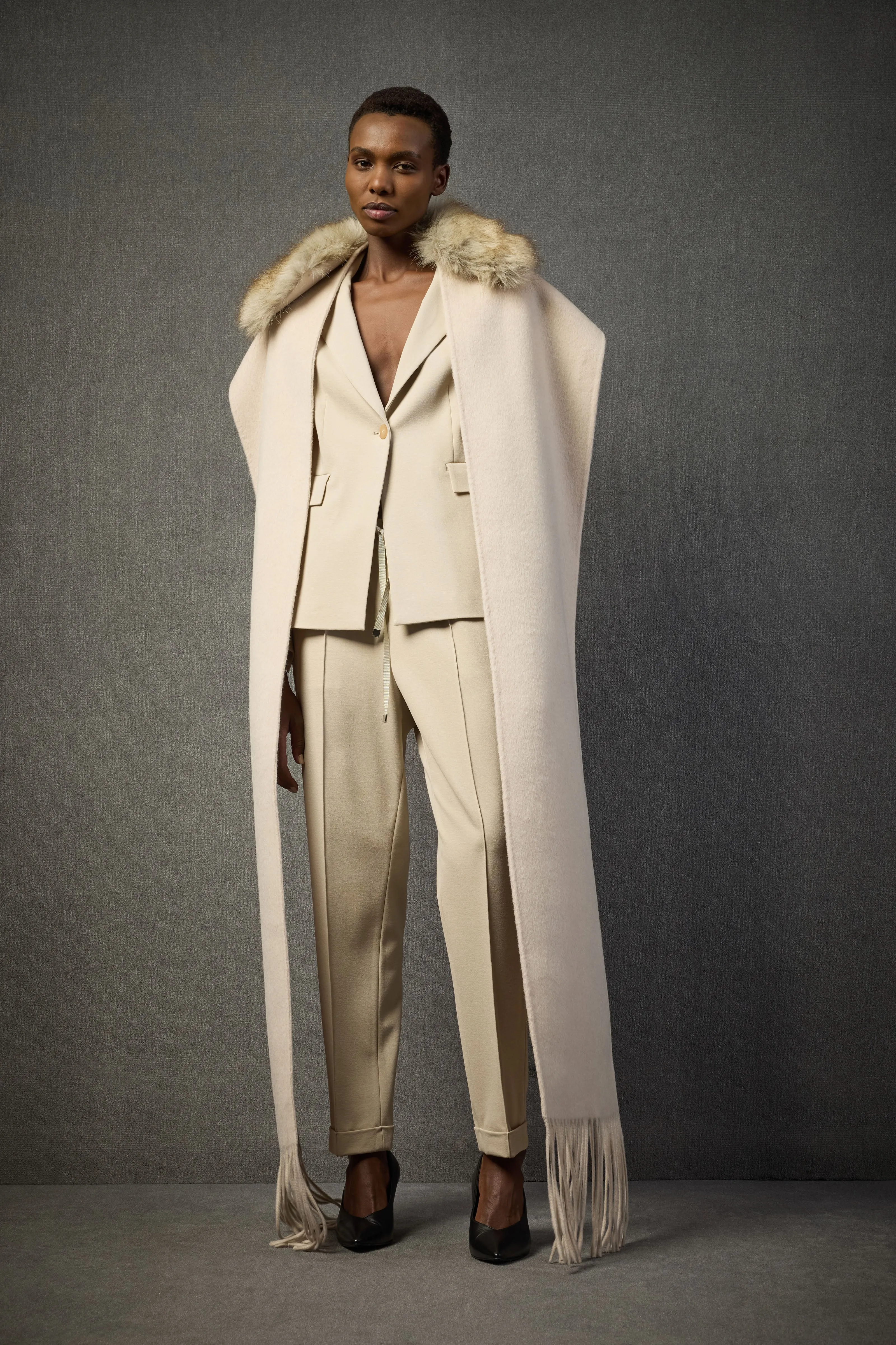 BLAZER VINCE sold by Liviana Conti