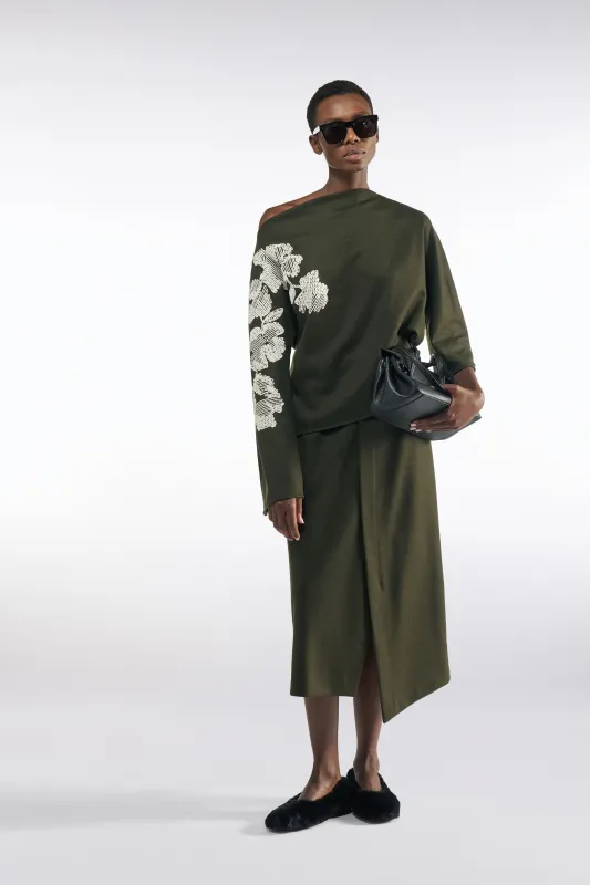 GONNA ANYA sold by Liviana Conti