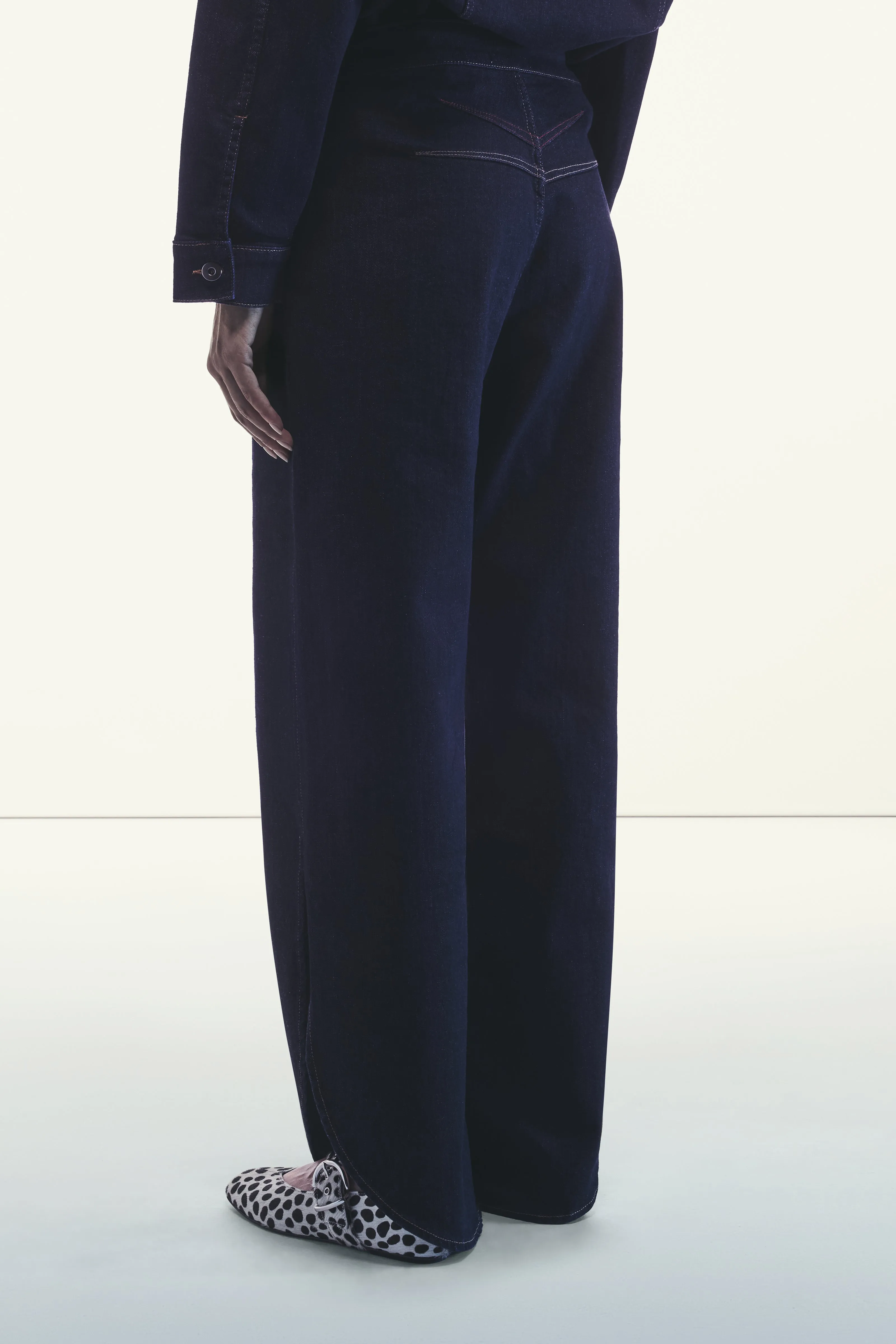 JEANS A ZAMPA sold by Liviana Conti product image thumbnail 3