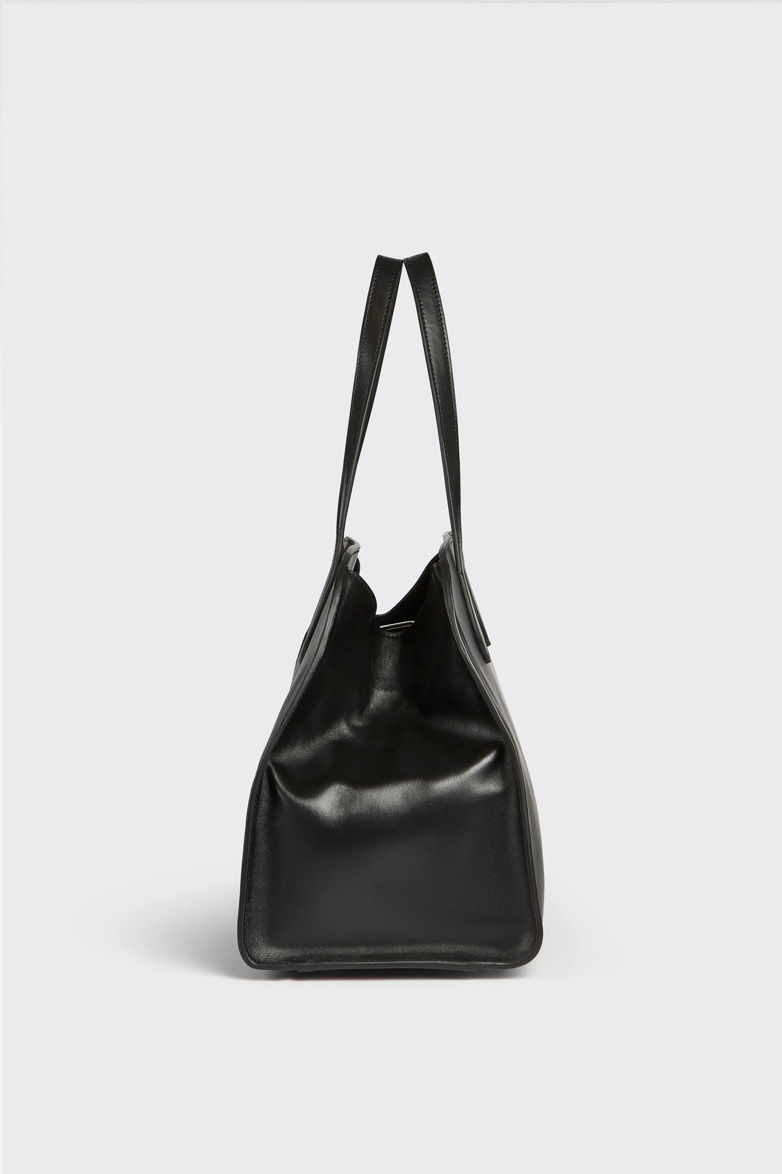 HANDBAG MADISON sold by Liviana Conti product image thumbnail 2