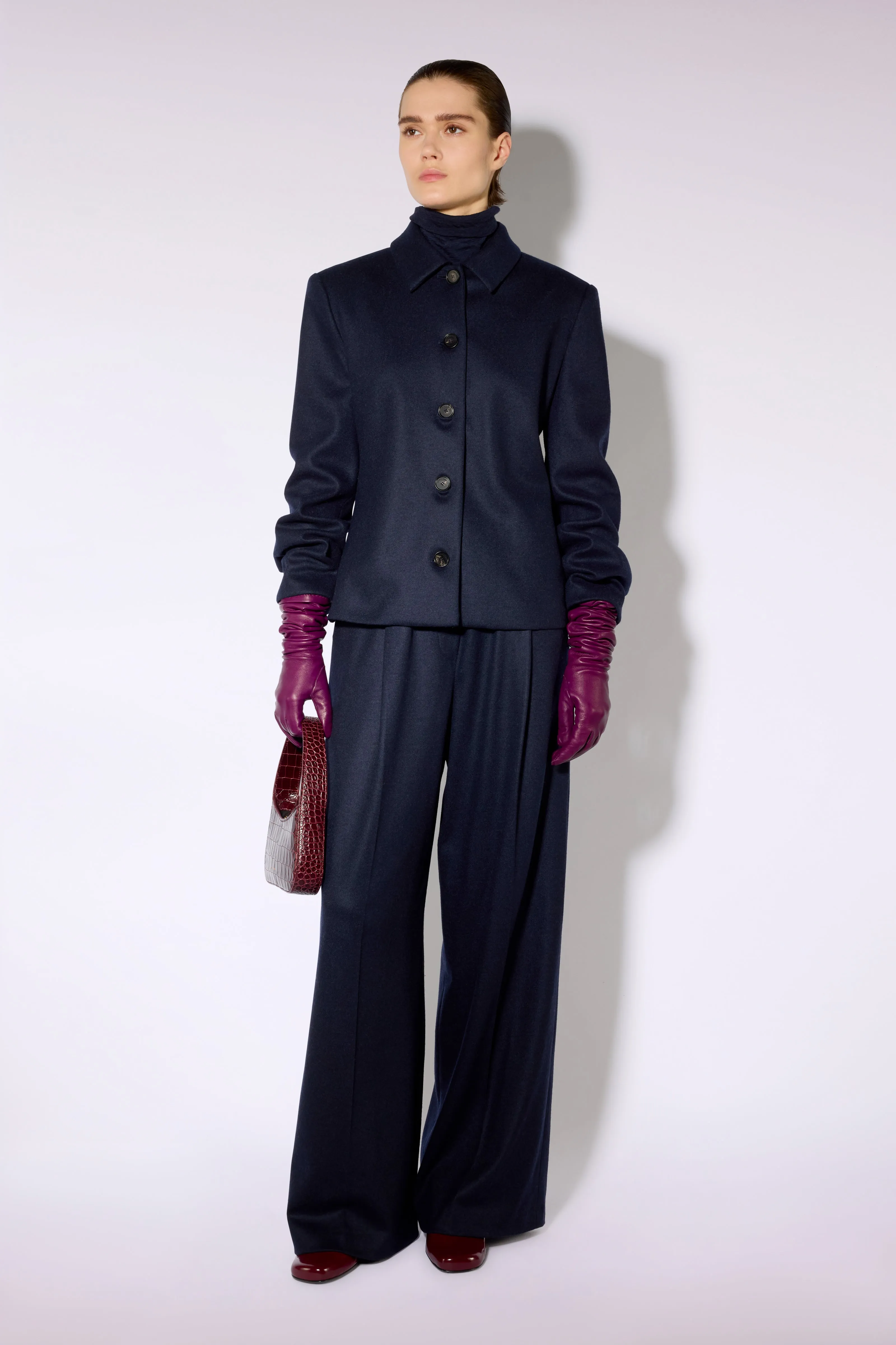 GIACCA HENRY sold by Liviana Conti product image thumbnail 2