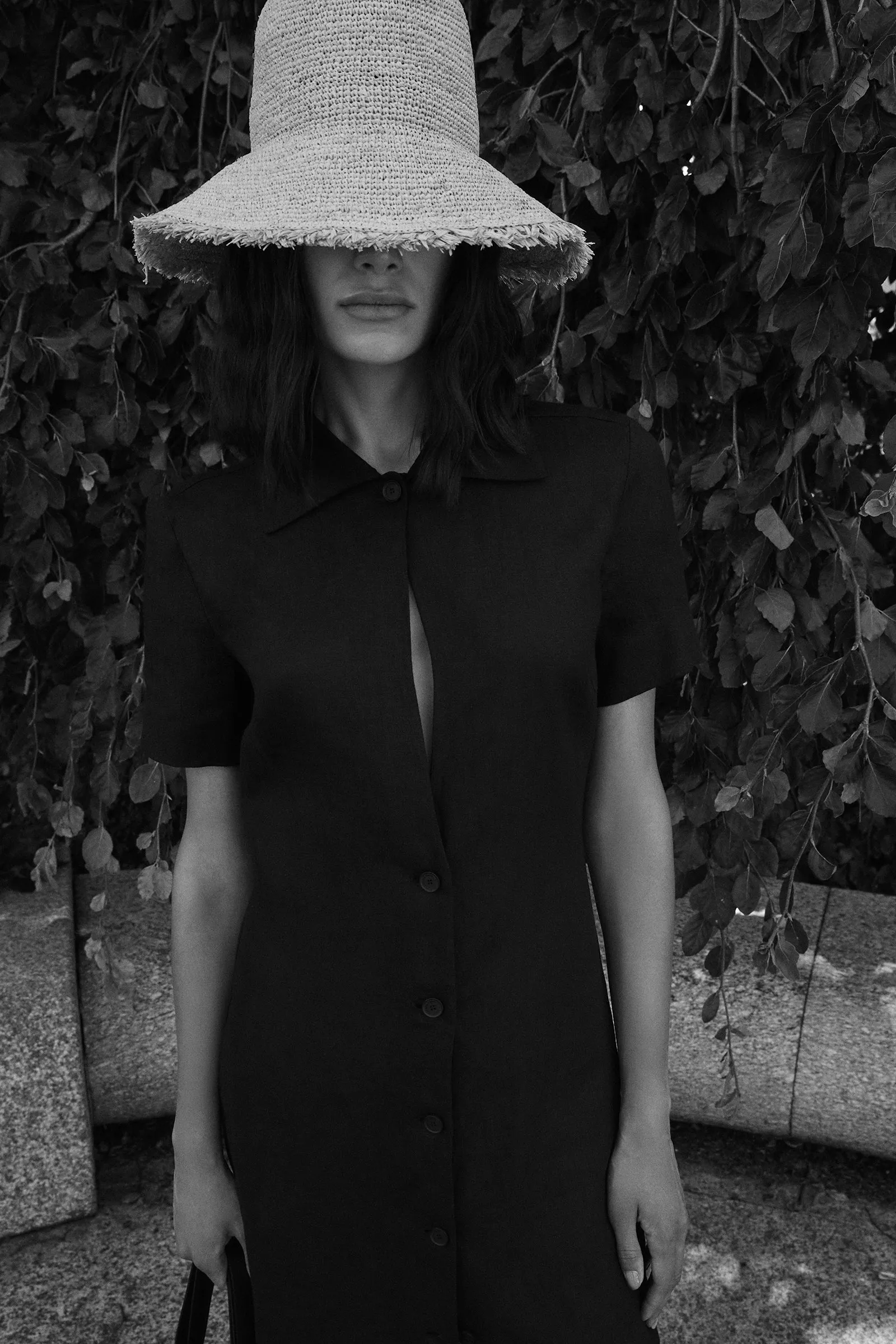 BUCKET RAFIA sold by Liviana Conti