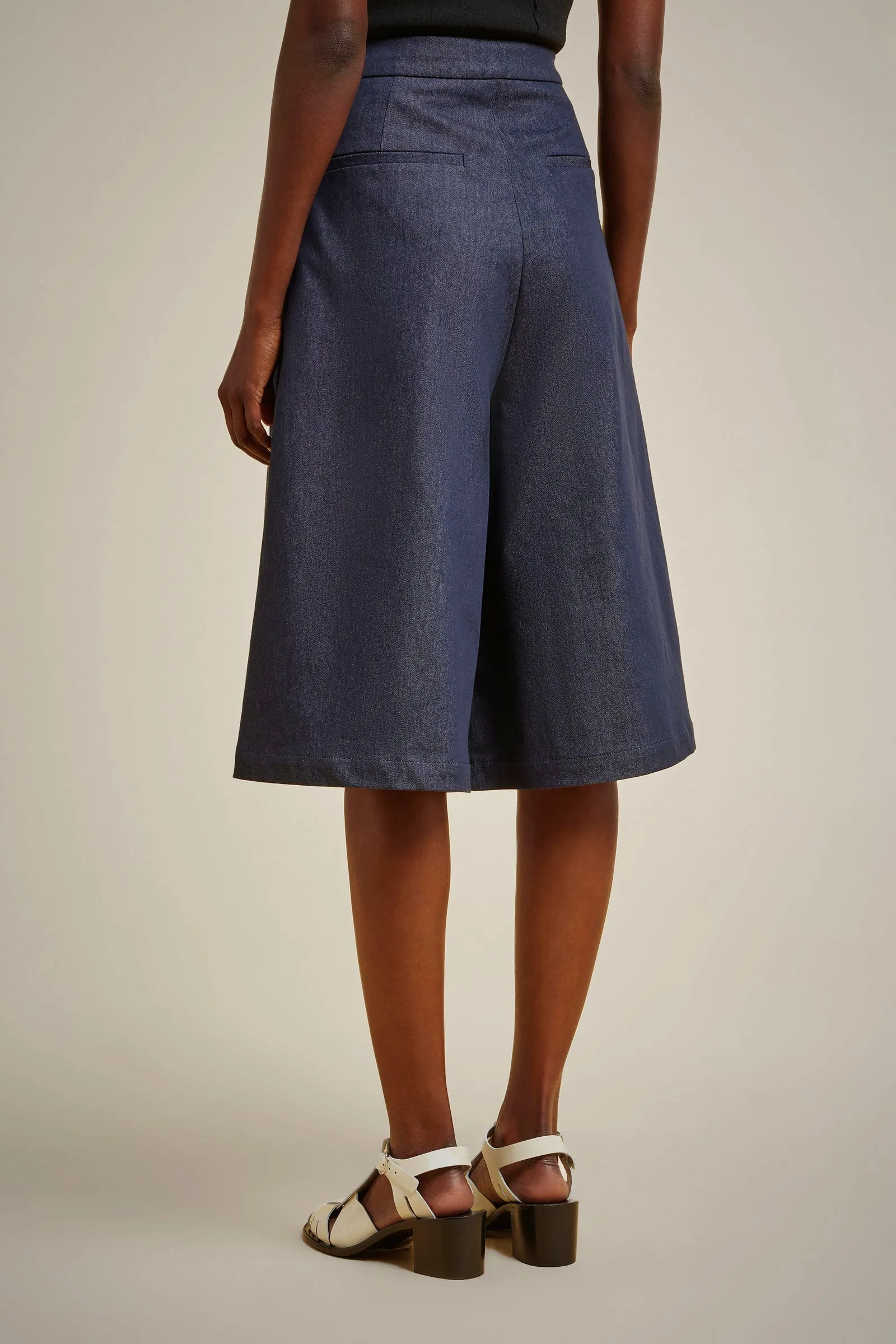 BERMUDA sold by Liviana Conti product image thumbnail 3