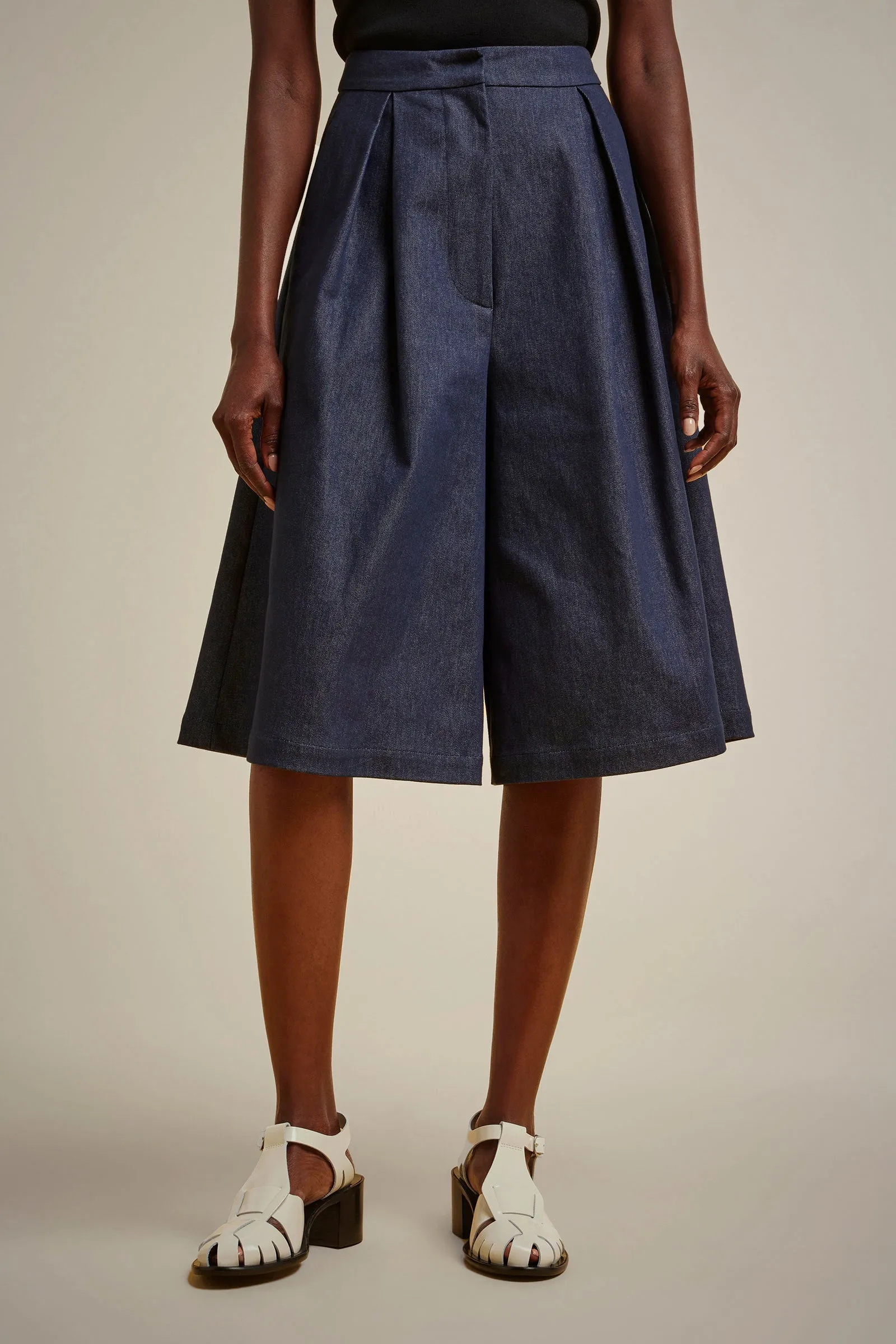 BERMUDA sold by Liviana Conti product image thumbnail 2