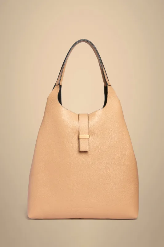 TOTE CHIUSURA METALL sold by Liviana Conti