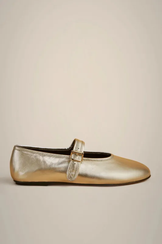 BALLERINA sold by Liviana Conti