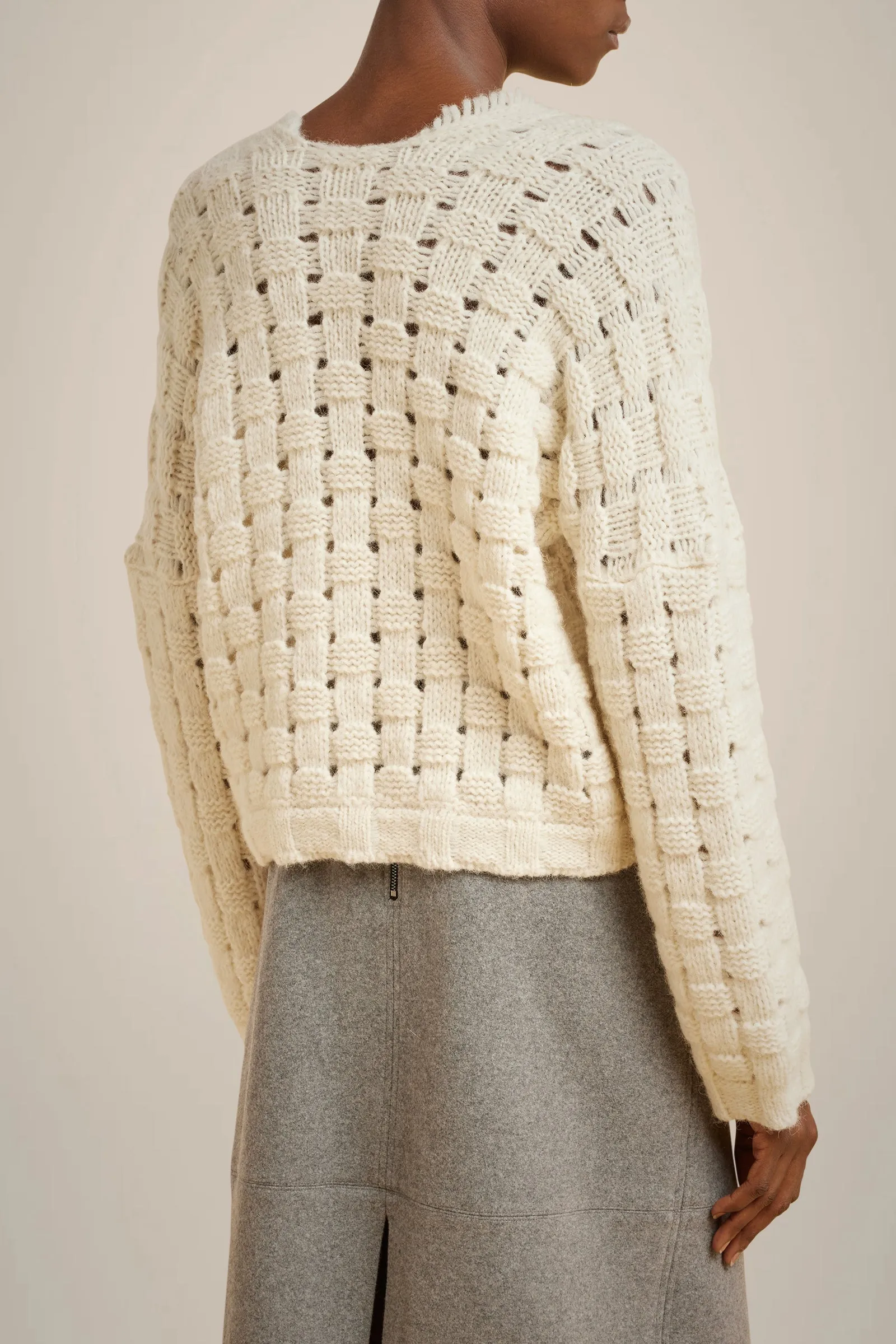 MAGLIA SCOLLO A V PUNTO CANESTRO sold by Liviana Conti product image thumbnail 3