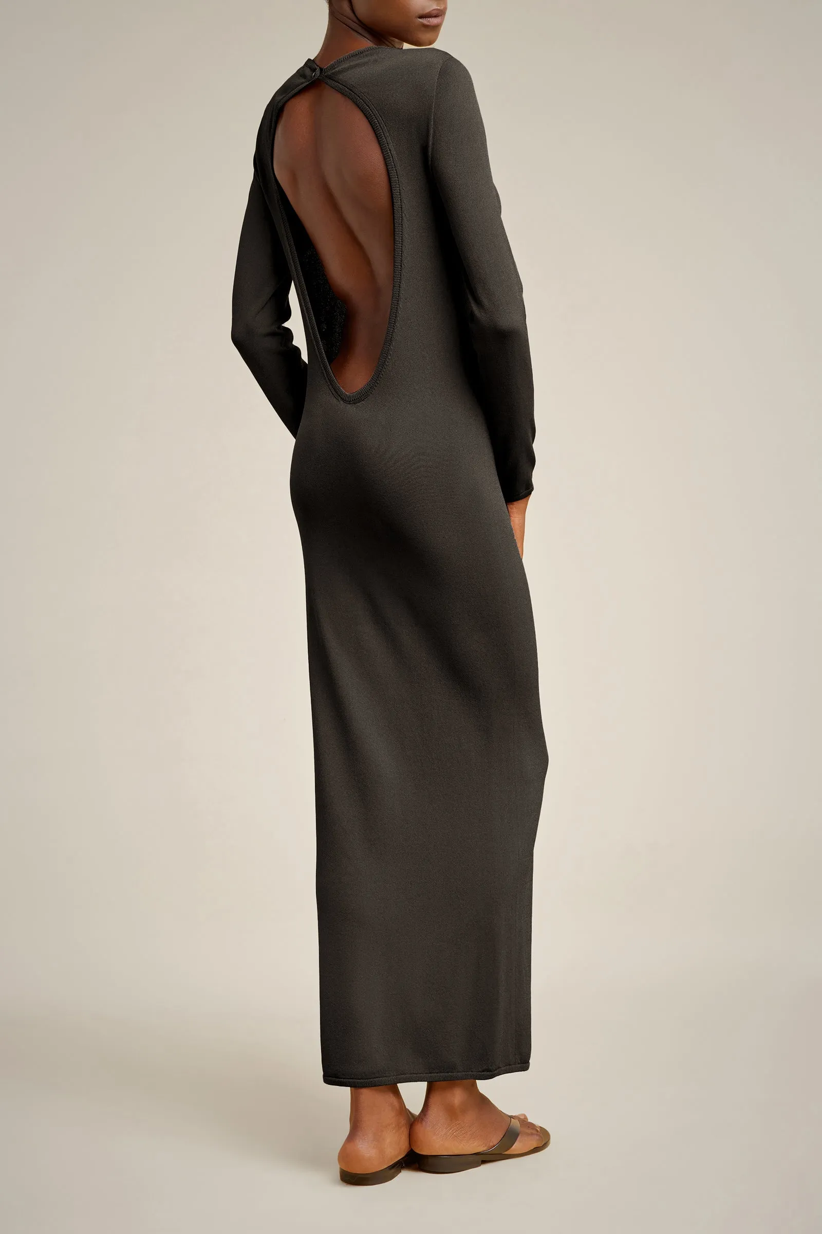 ABITO SCHIENA MOTIVO sold by Liviana Conti product image thumbnail 2