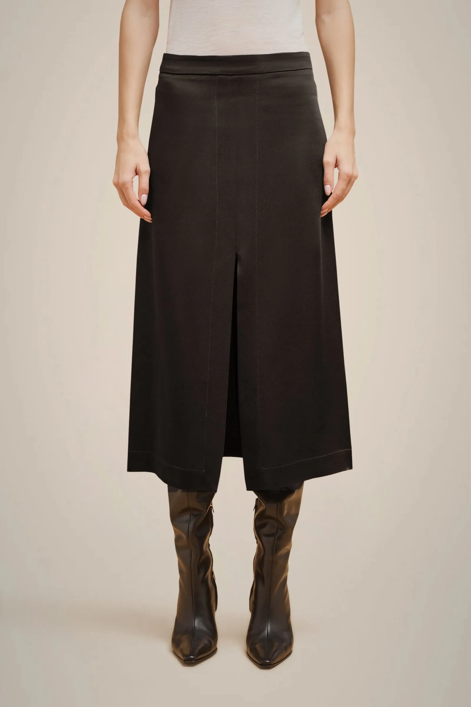 GONNA sold by Liviana Conti product image thumbnail 4