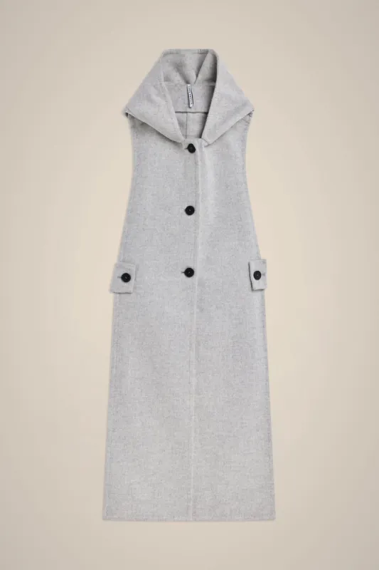 GILET CON CAPPUCCIO 100% LANA sold by Liviana Conti