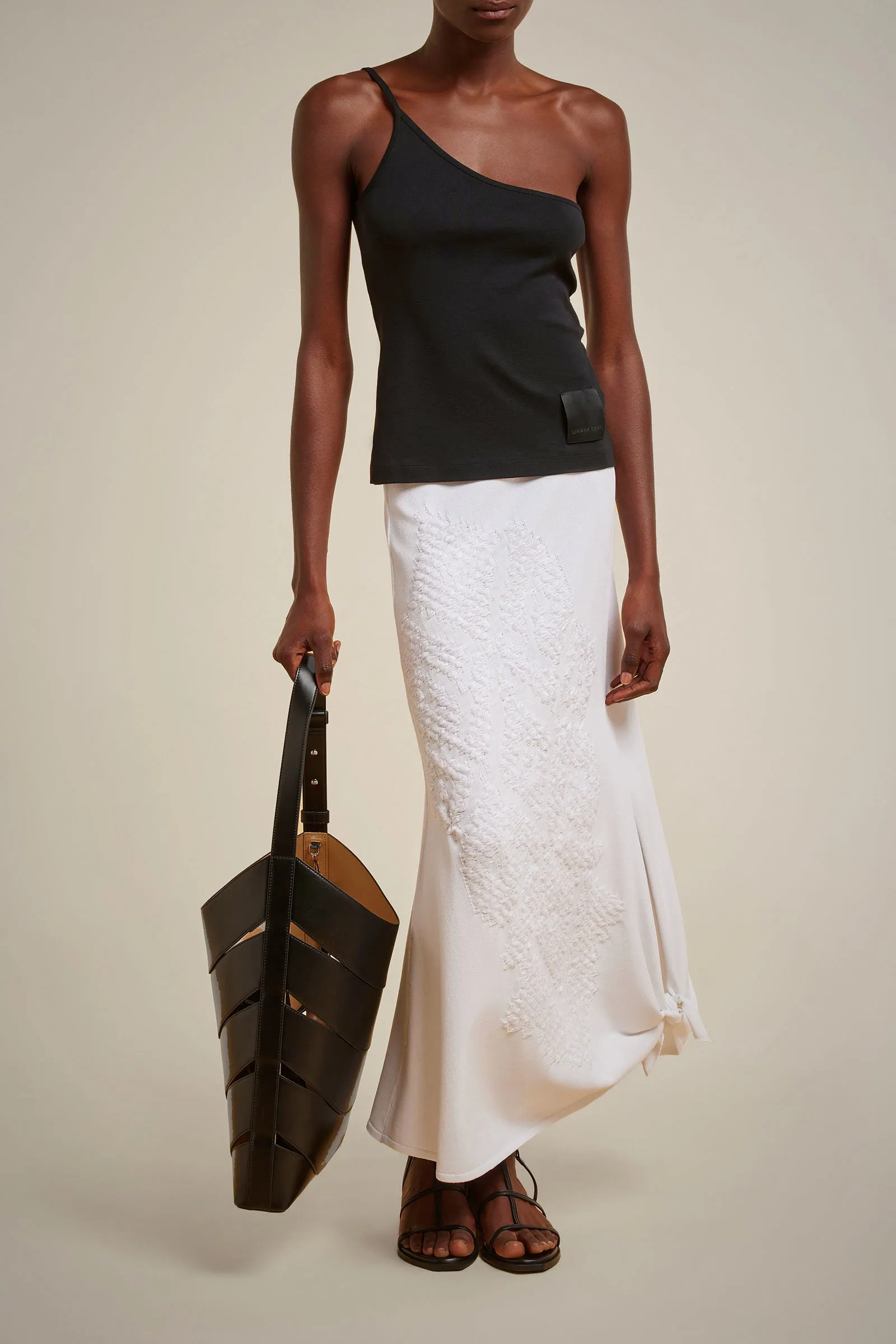 GONNA TRAMATA sold by Liviana Conti