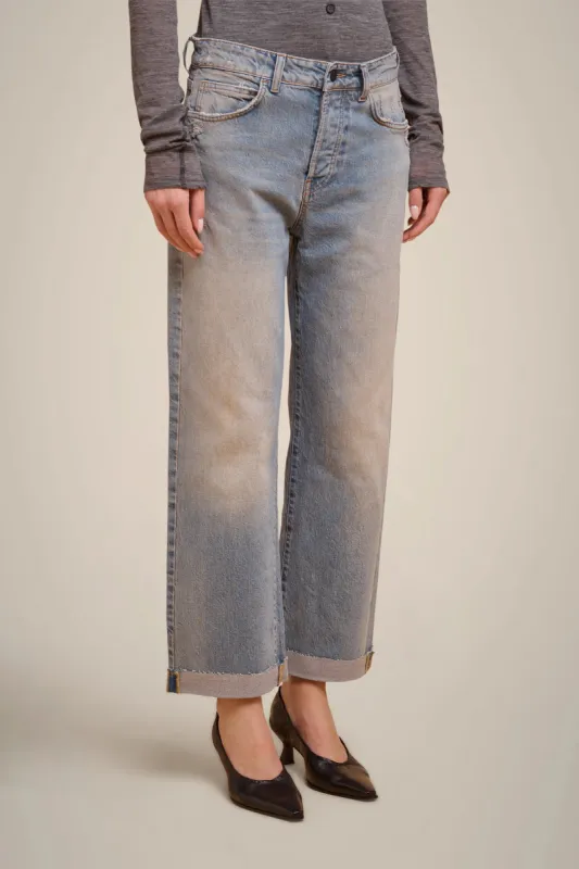 JEANS BOY FIT sold by Liviana Conti