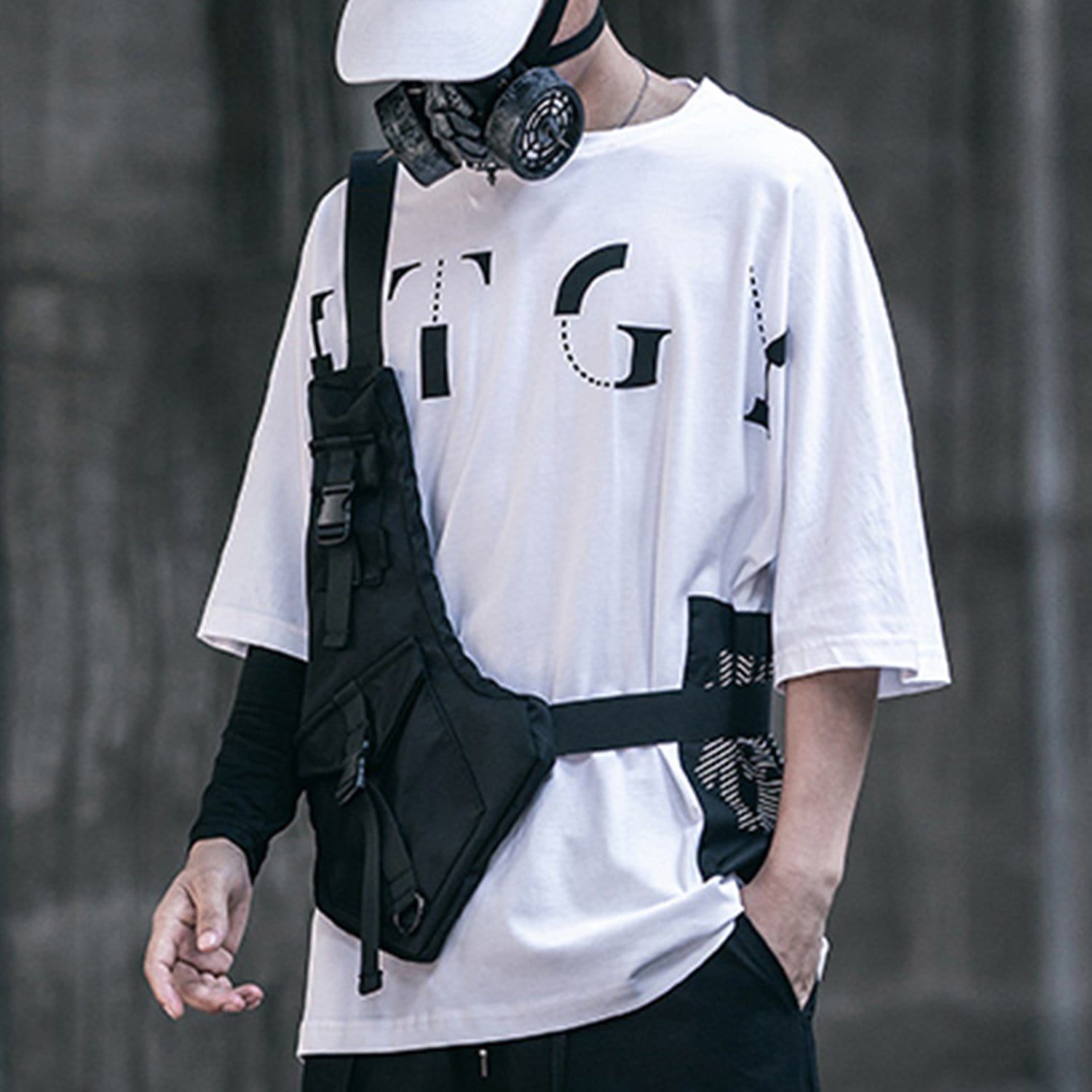 Dark Functional Messenger Bag sold by Yugen Theory product image thumbnail 3