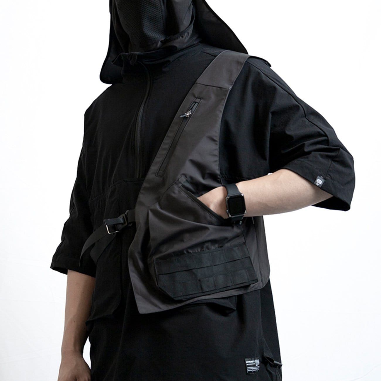 Streamer Half-length Pocket Vest sold by Yugen Theory product image thumbnail 3