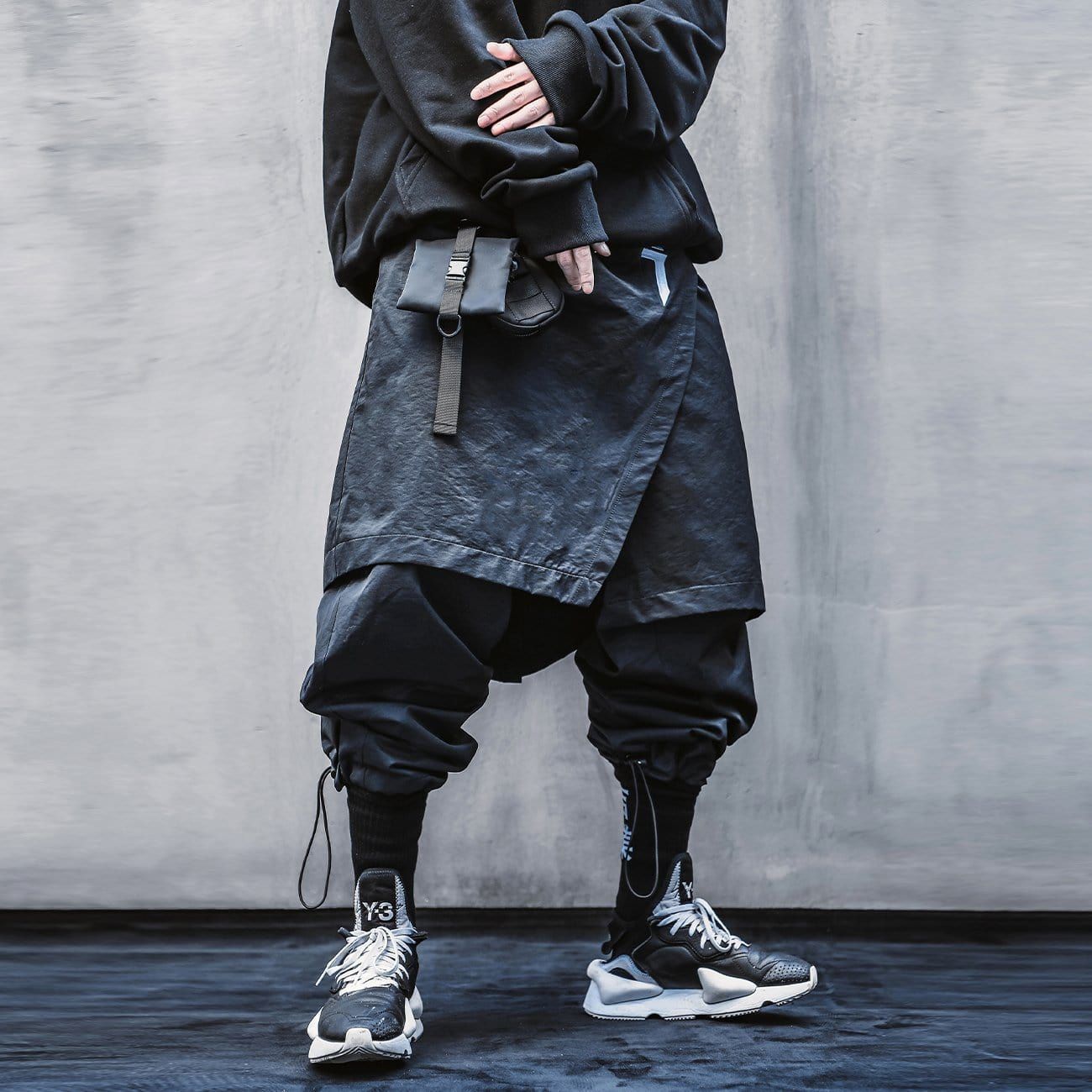 Combat Fake Two Warrior Pants sold by Yugen Theory product image thumbnail 2