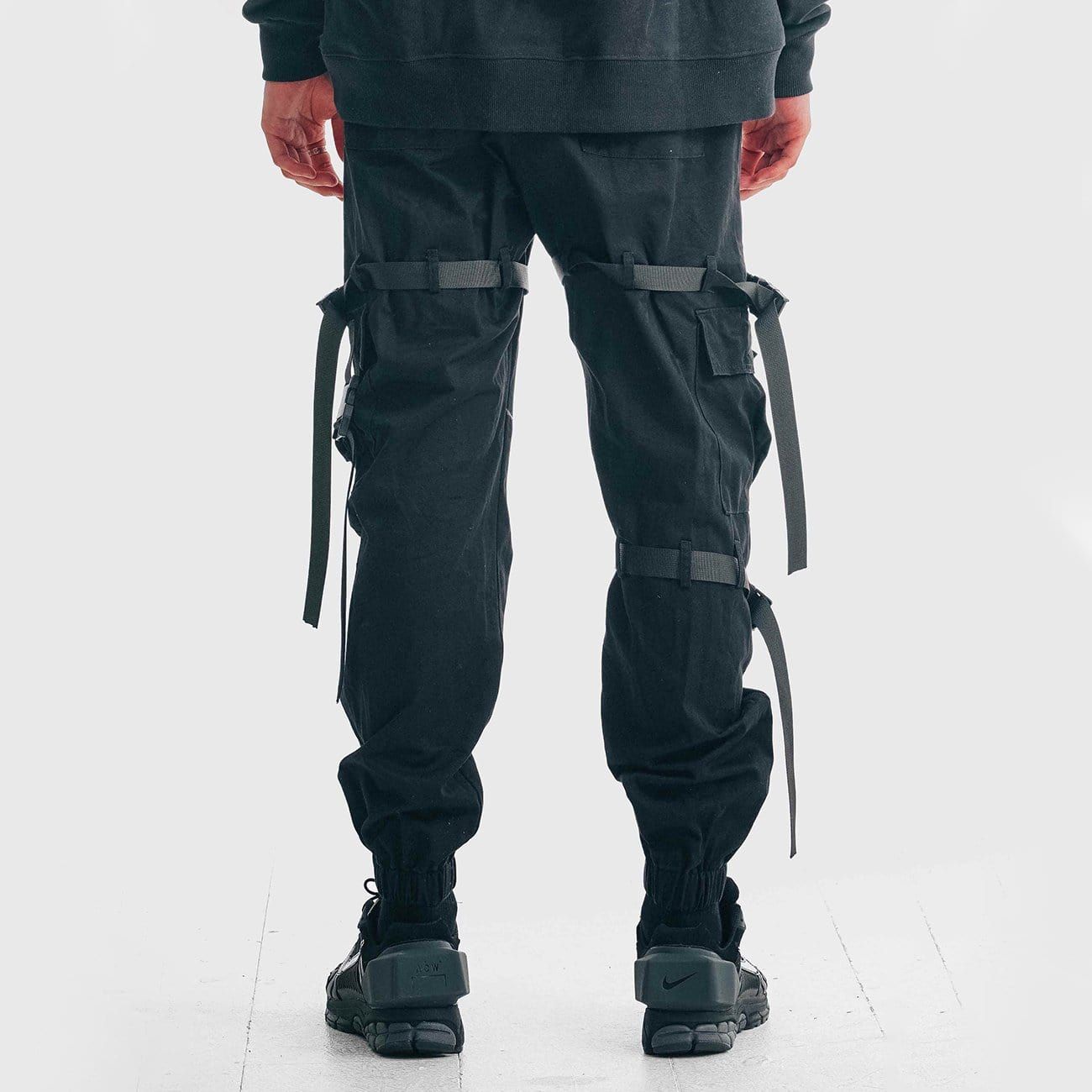 Techwear Multi Pockets Ribbons Cargo Pants sold by Yugen Theory product image thumbnail 4