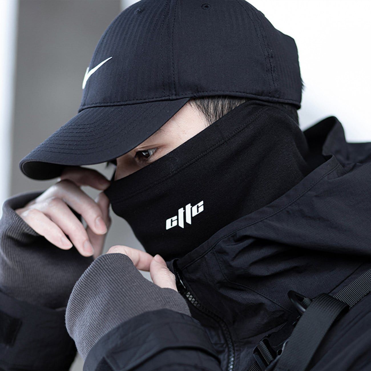 Techwear Cyber Punk Cycling Scarf sold by Yugen Theory product image thumbnail 3