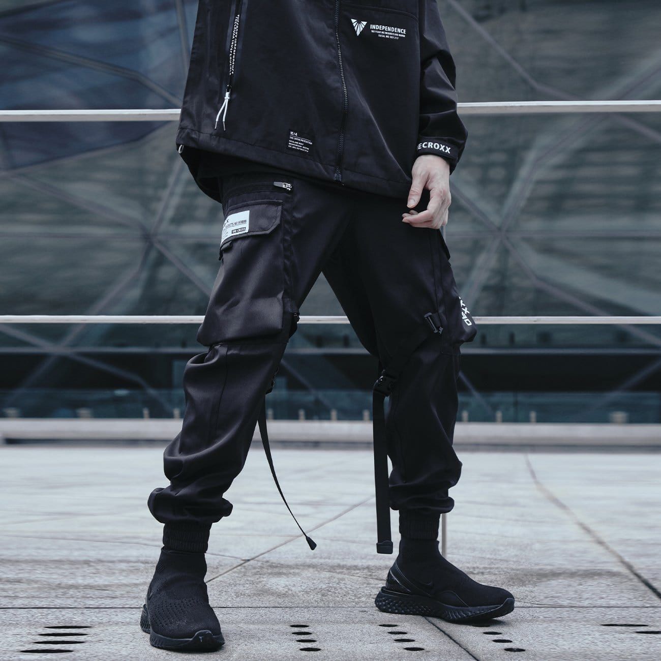 Dark Combat Ribbons Zip Up Pockets Cargo Pants sold by Yugen Theory product image thumbnail 4