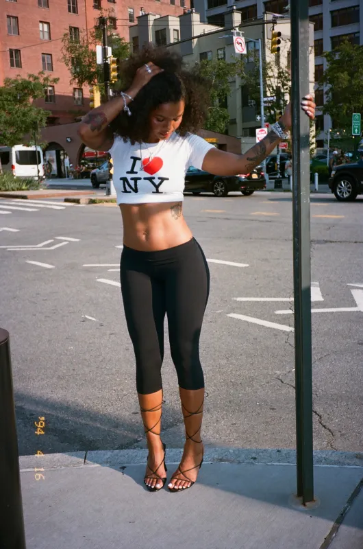 SMOOTH CAPRI made by Stript