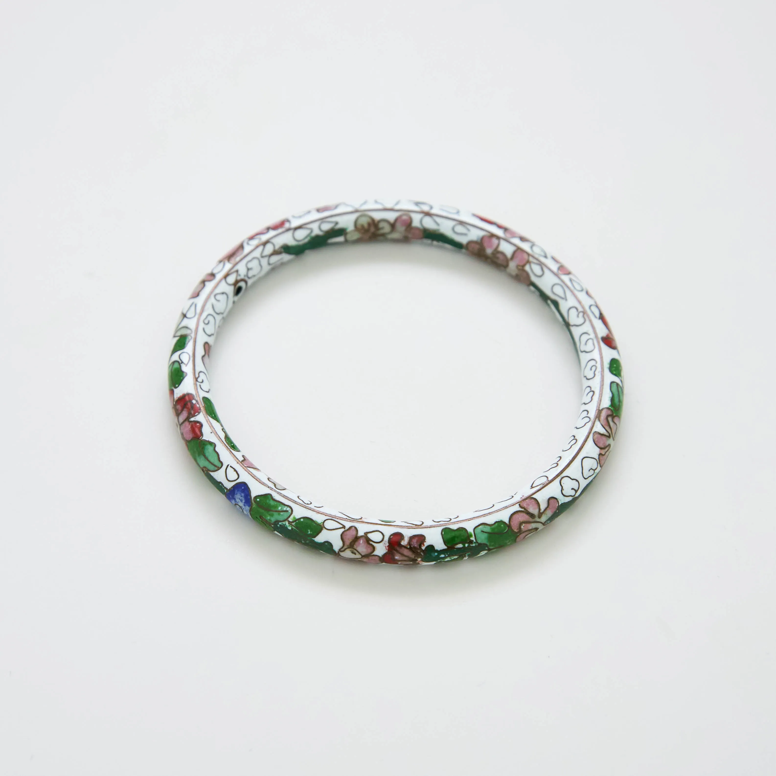 Vintage White Floral Bangle sold by Admiral Row product image thumbnail 3