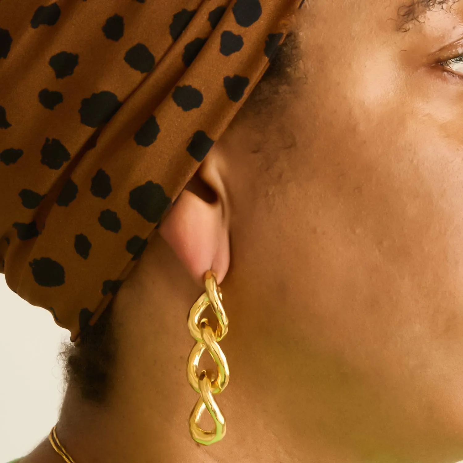 Vintage Chain Link Drop Earrings sold by Admiral Row product image thumbnail 3