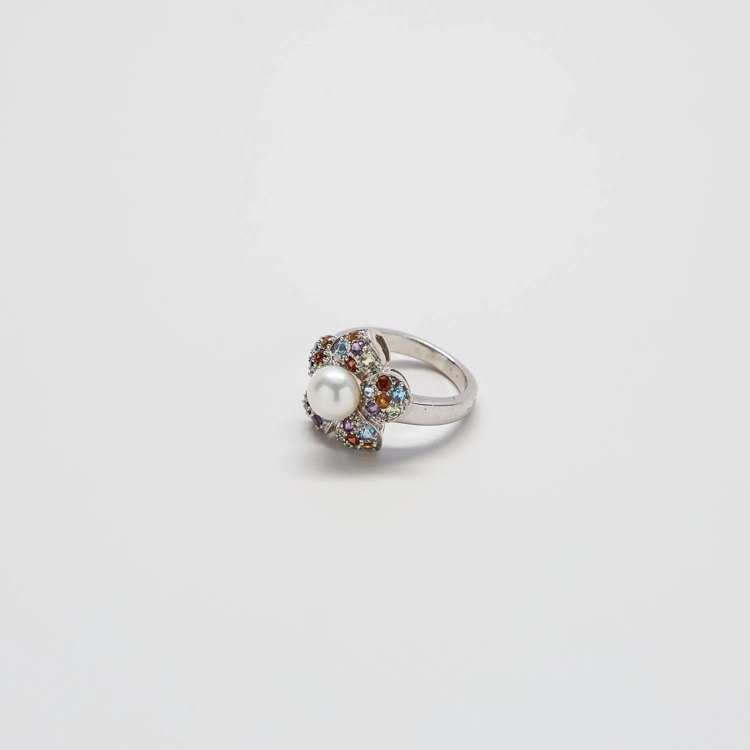 Vintage Multicolor Pave Flower Ring sold by Admiral Row product image thumbnail 2