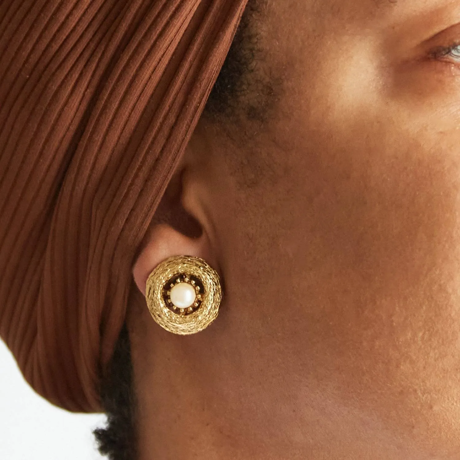 Vintage Gold and Pearl Textured Clip-on Earrings sold by Admiral Row product image thumbnail 2