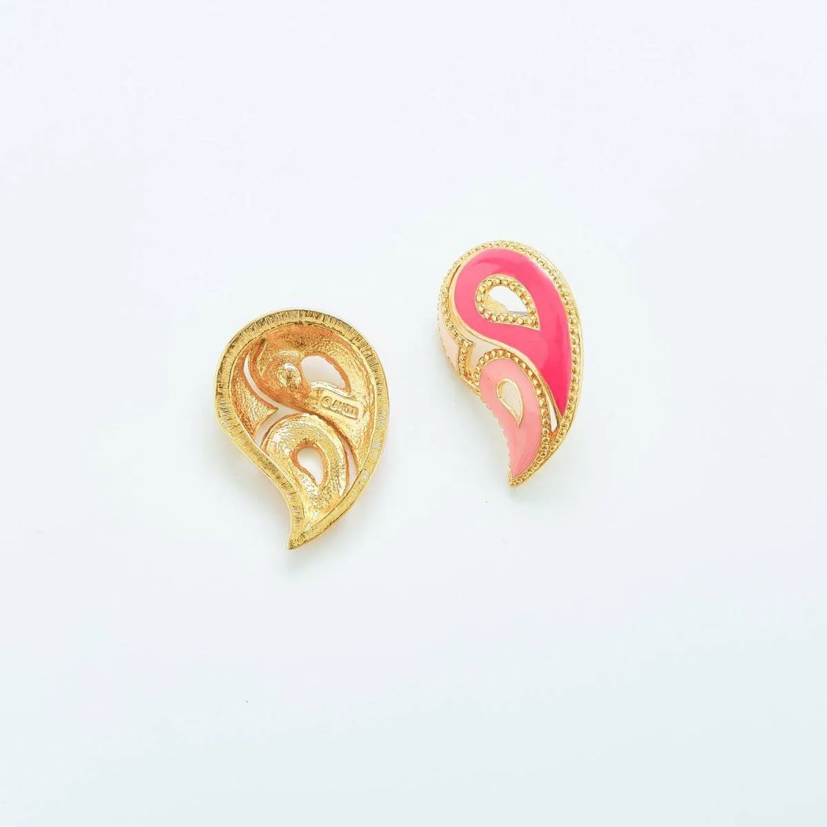 Vintage Avon Pink Paisley Earrings sold by Admiral Row product image thumbnail 3