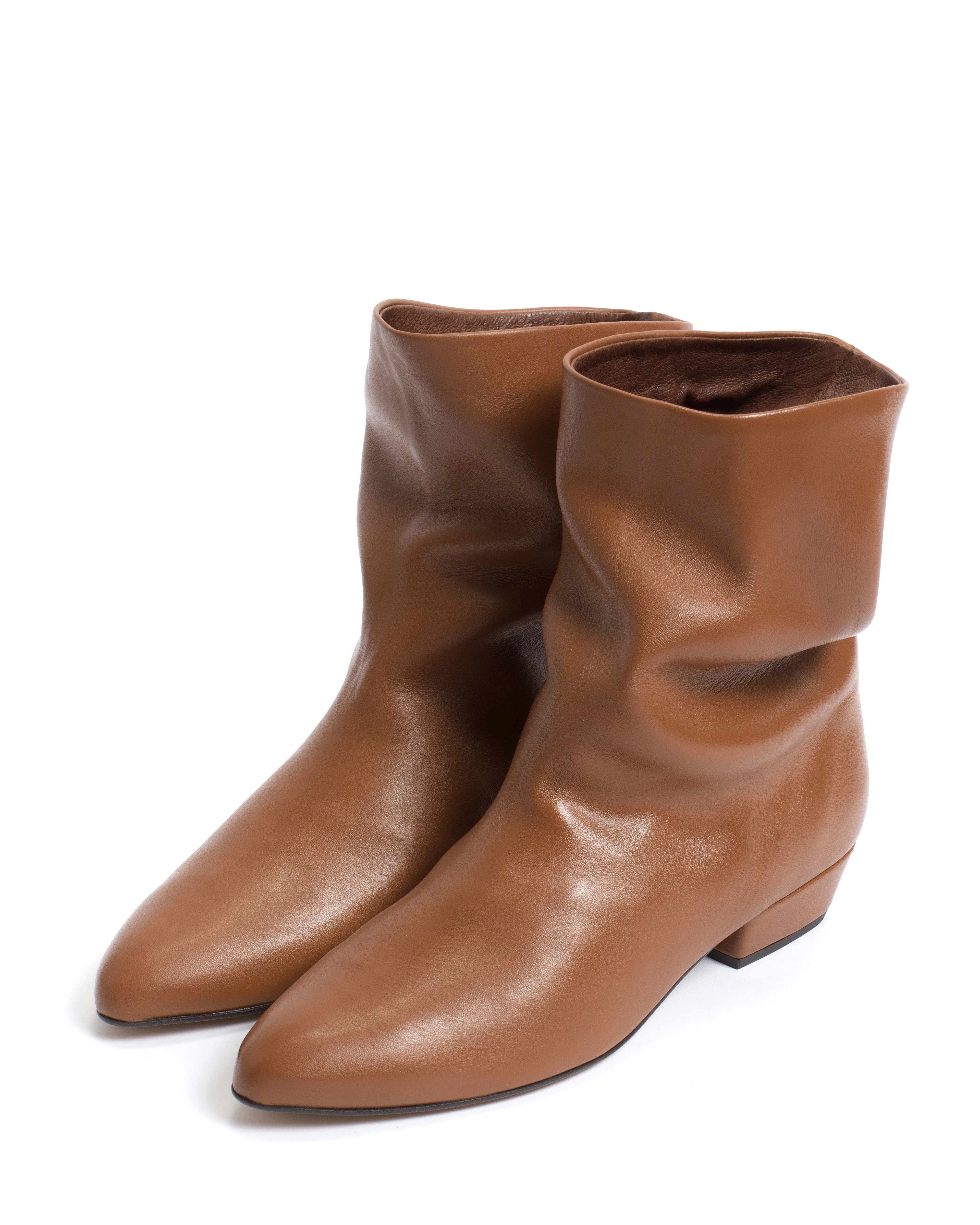 Vully 20 Soft calf Camel sold by Anonymous Copenhagen product image thumbnail 2