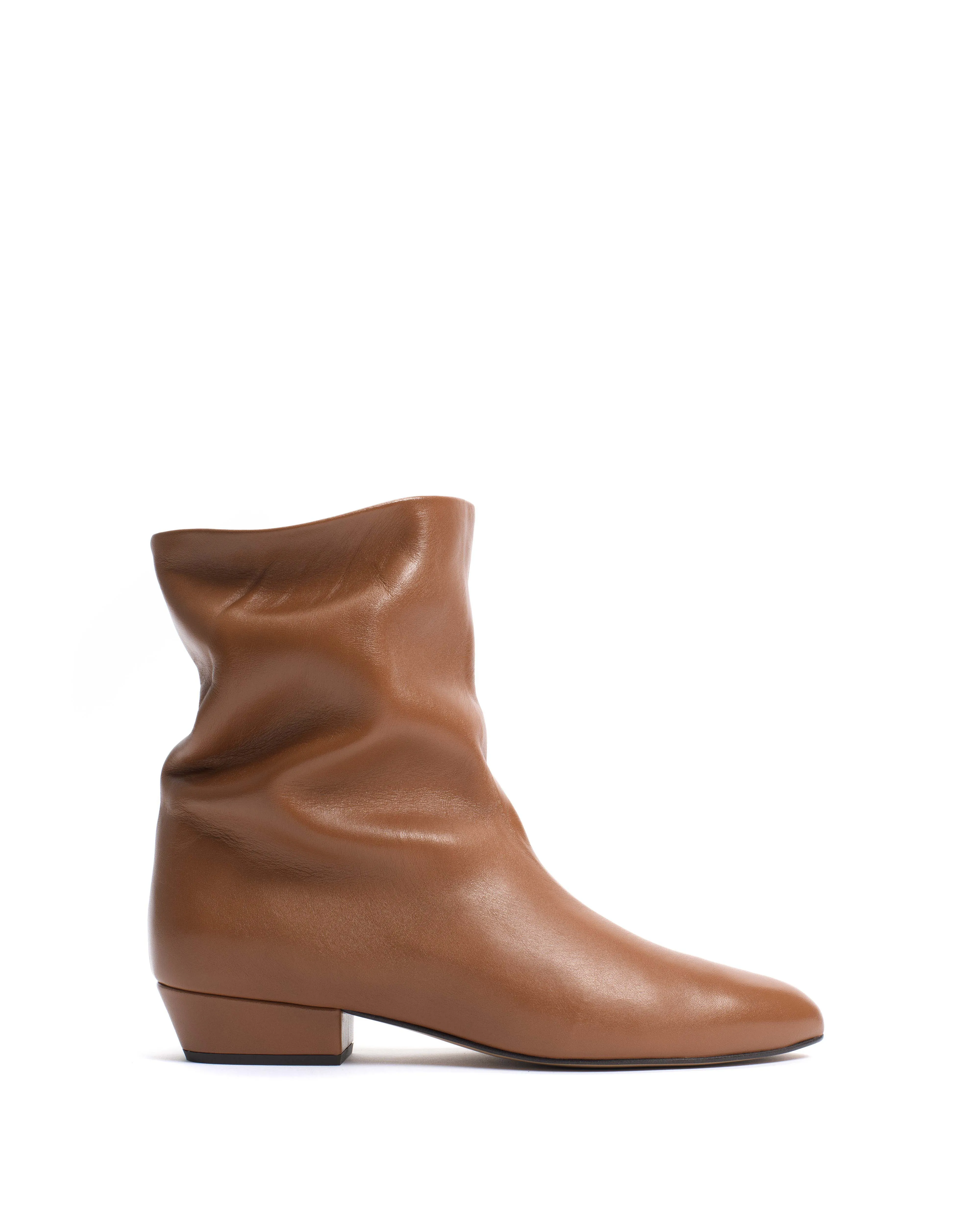 Vully 20 Soft calf Camel sold by Anonymous Copenhagen