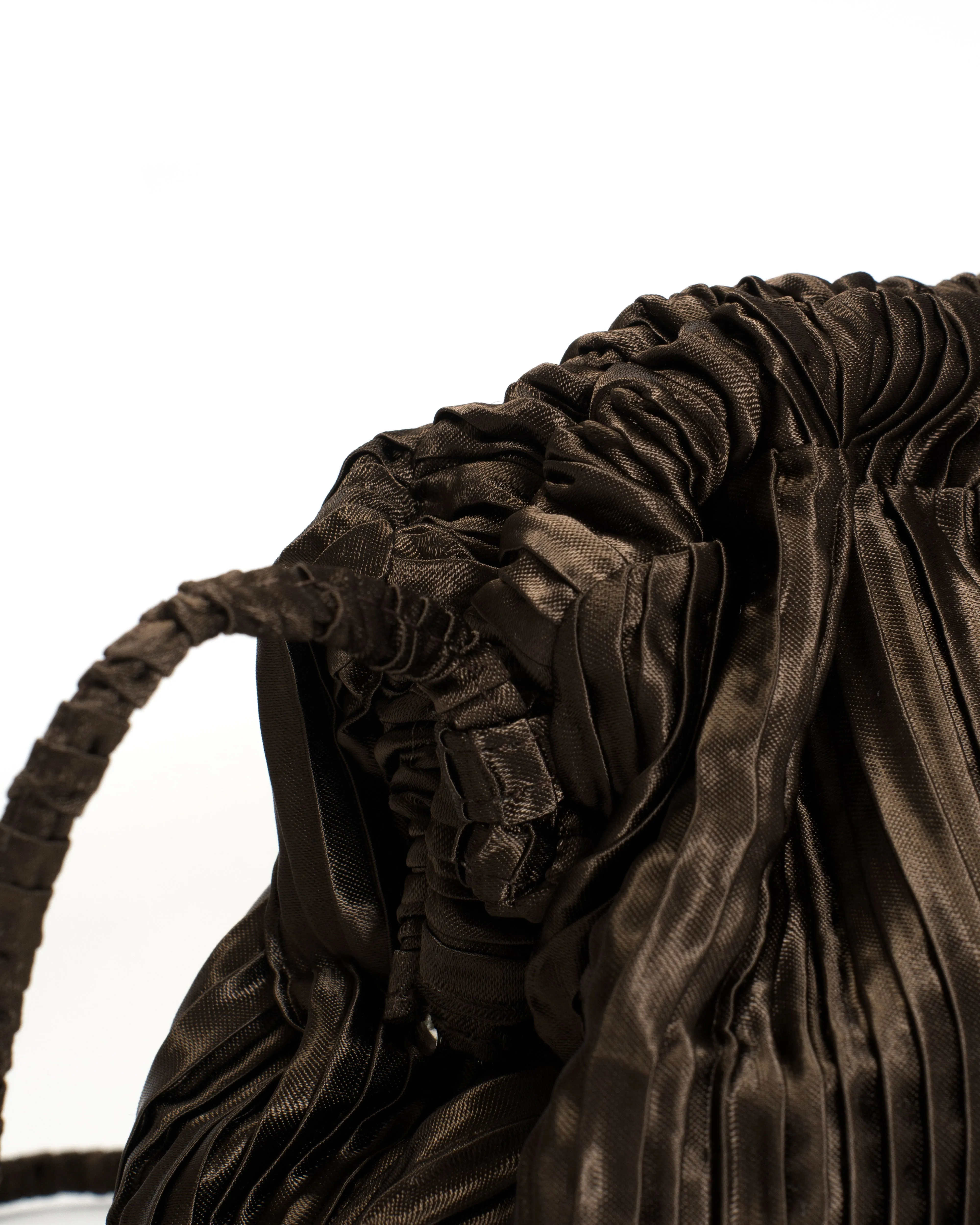 Hally petite cloud bag Pleated satin Espresso brown sold by Anonymous Copenhagen product image thumbnail 4