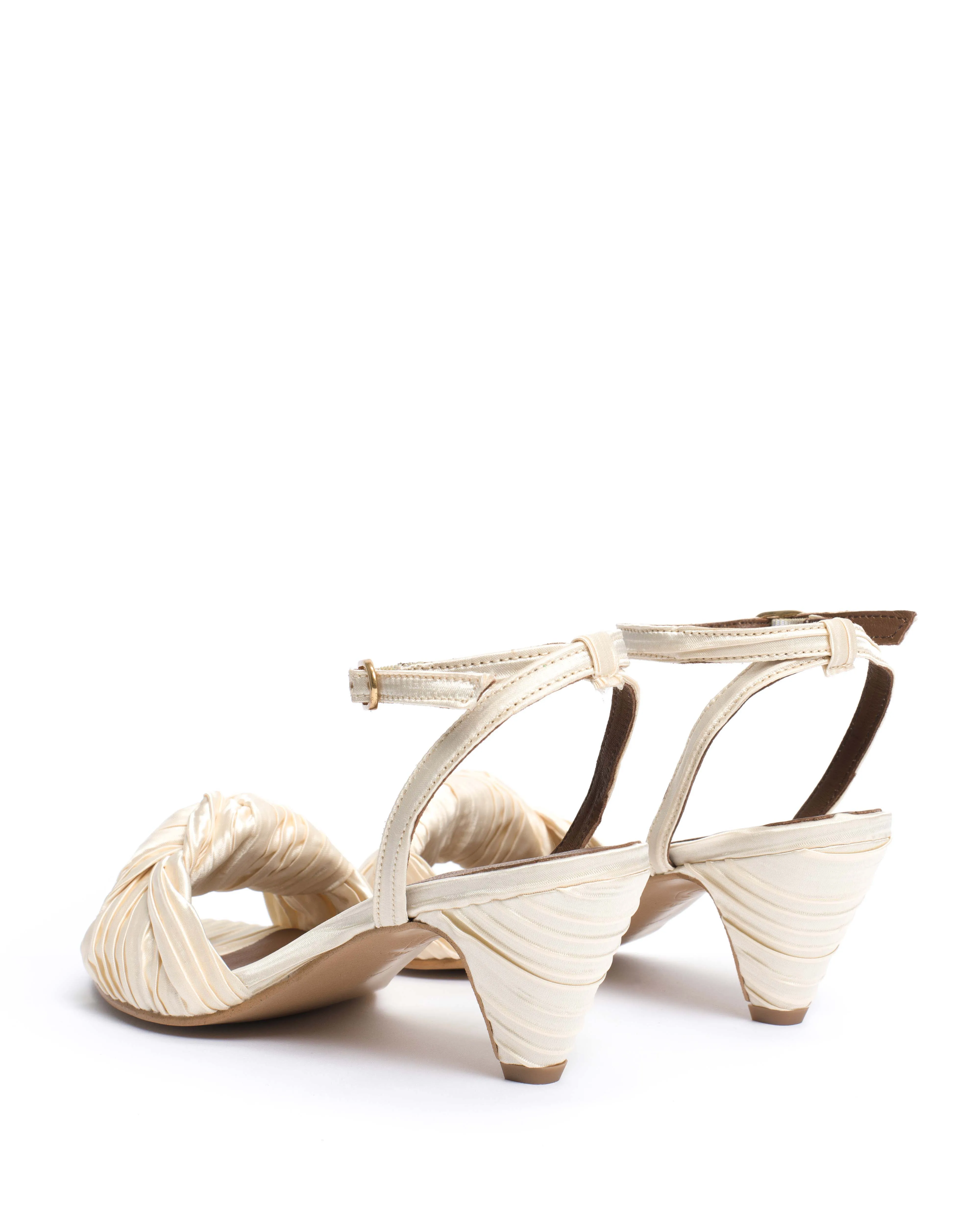 Aliza 50 stiletto Pleated satin Creamy white sold by Anonymous Copenhagen product image thumbnail 4