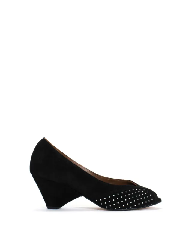Tiffany triangle crystals Calf suede Black sold by Anonymous Copenhagen