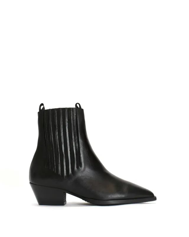 Hachi Soft calf Black sold by Anonymous Copenhagen