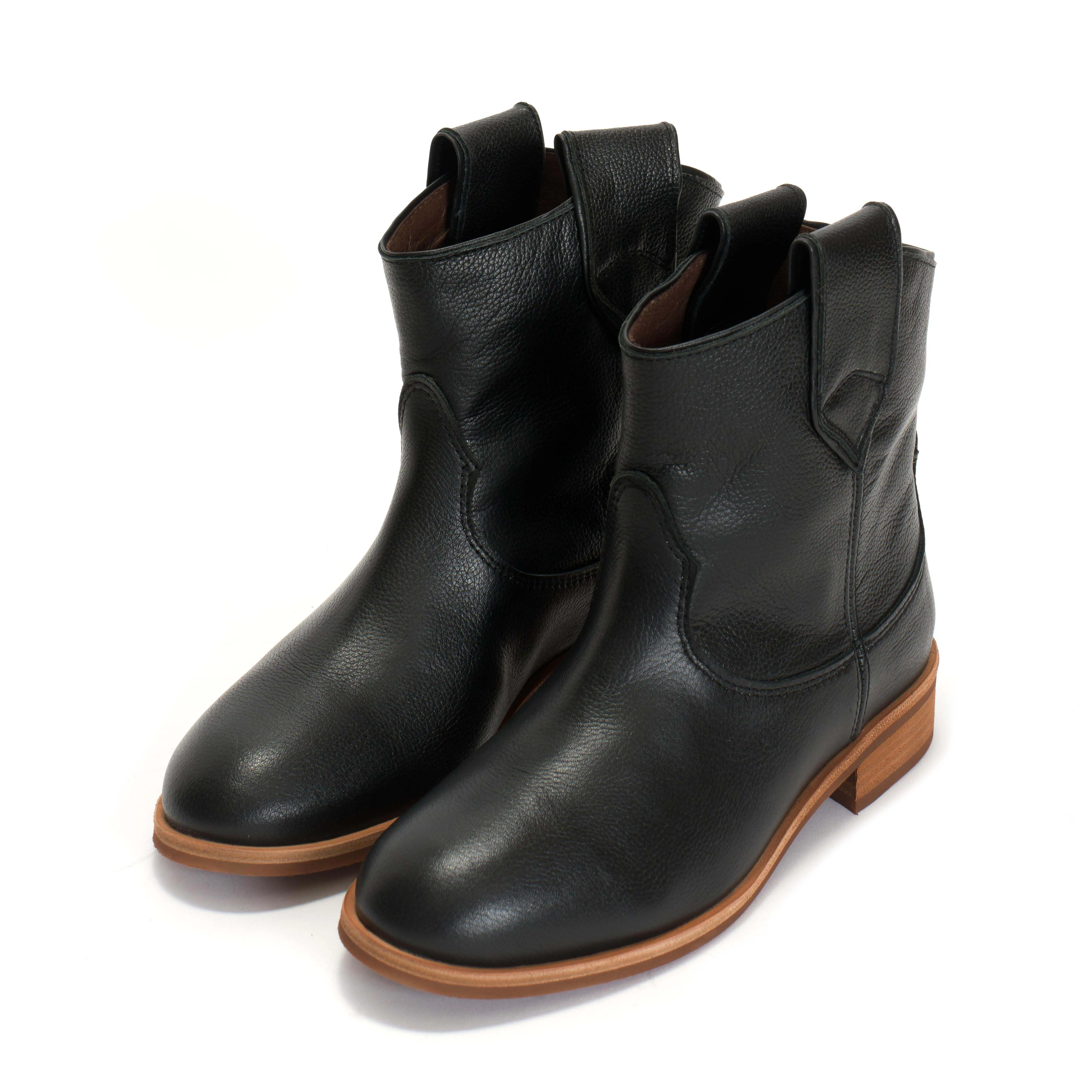 Monja Pebbled soft calf Black sold by Anonymous Copenhagen product image thumbnail 2