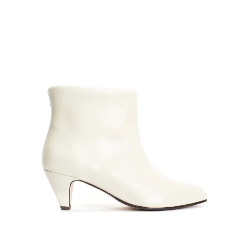 Hilly 50 stiletto Soft calf Milk white sold by Anonymous Copenhagen