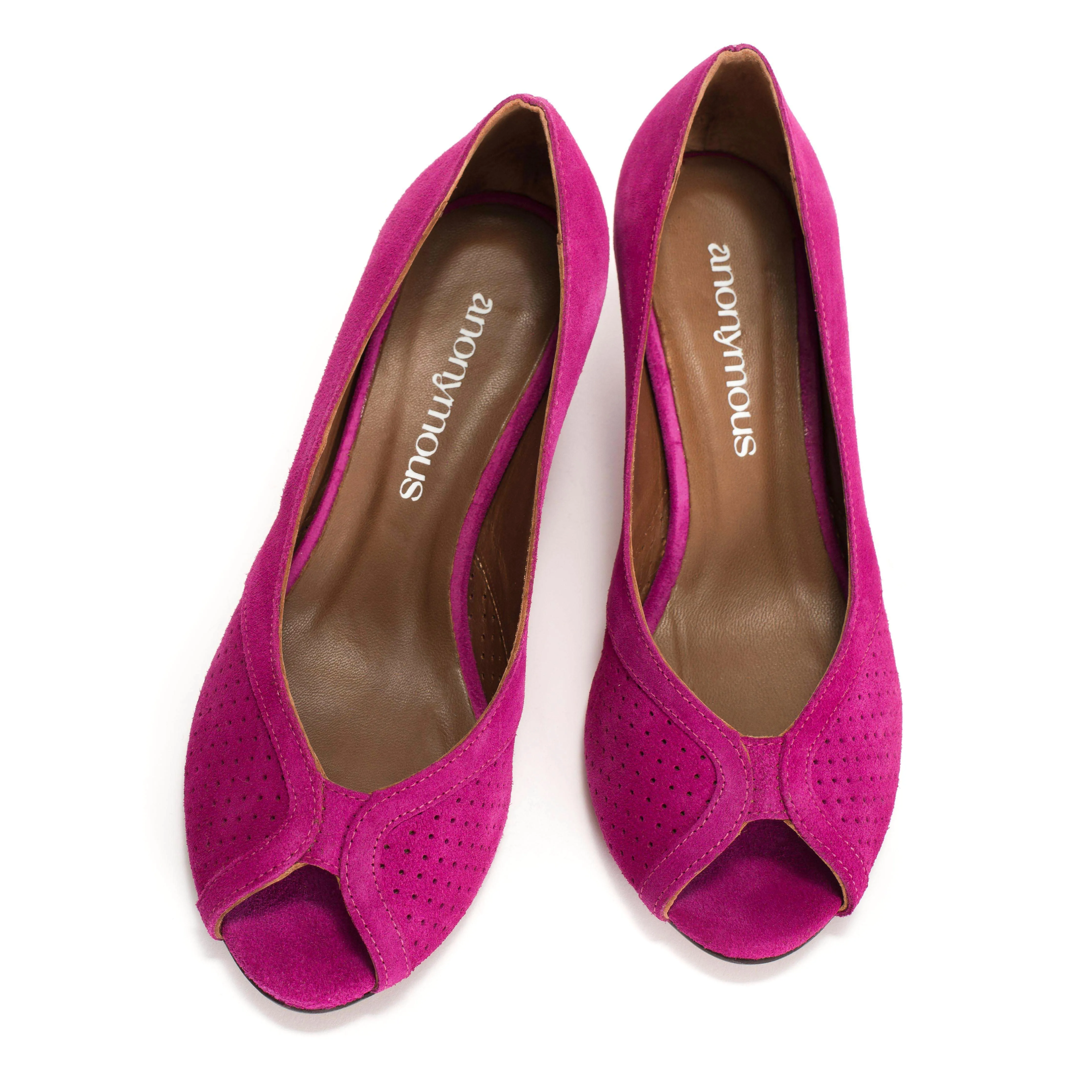 Tiffany triangle Calf suede Raspberry sold by Anonymous Copenhagen product image thumbnail 3