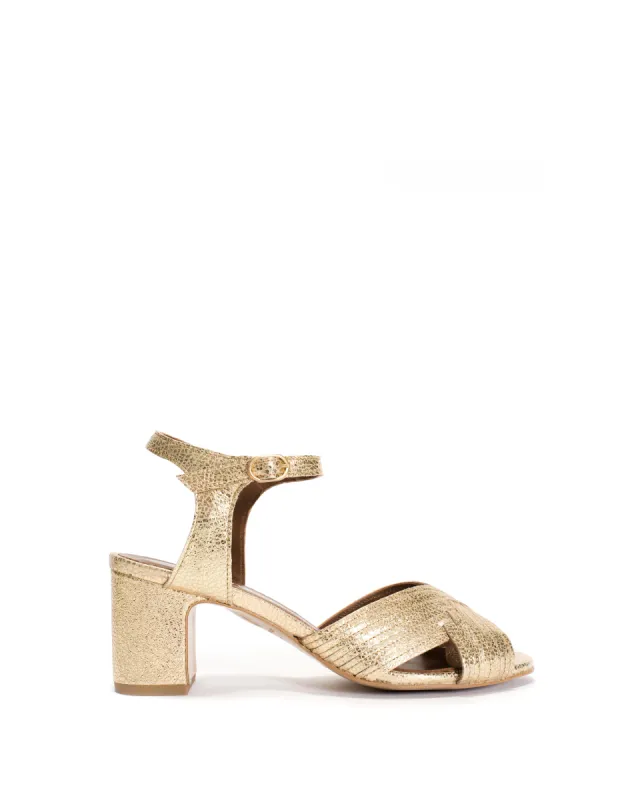 Niabi 50 Crackled metallic goat Gold sold by Anonymous Copenhagen