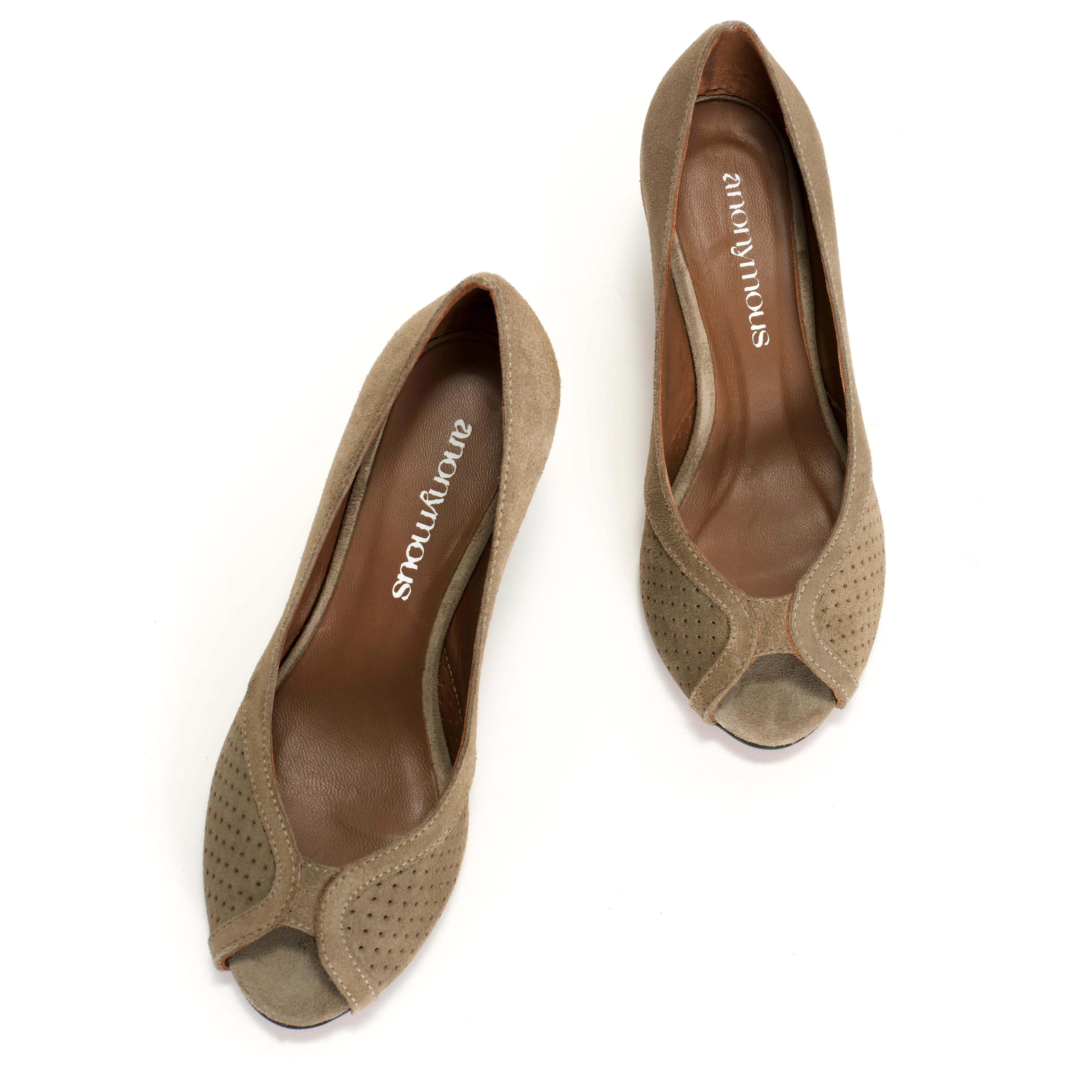 Tiffany triangle Calf suede Mushroom sold by Anonymous Copenhagen product image thumbnail 3