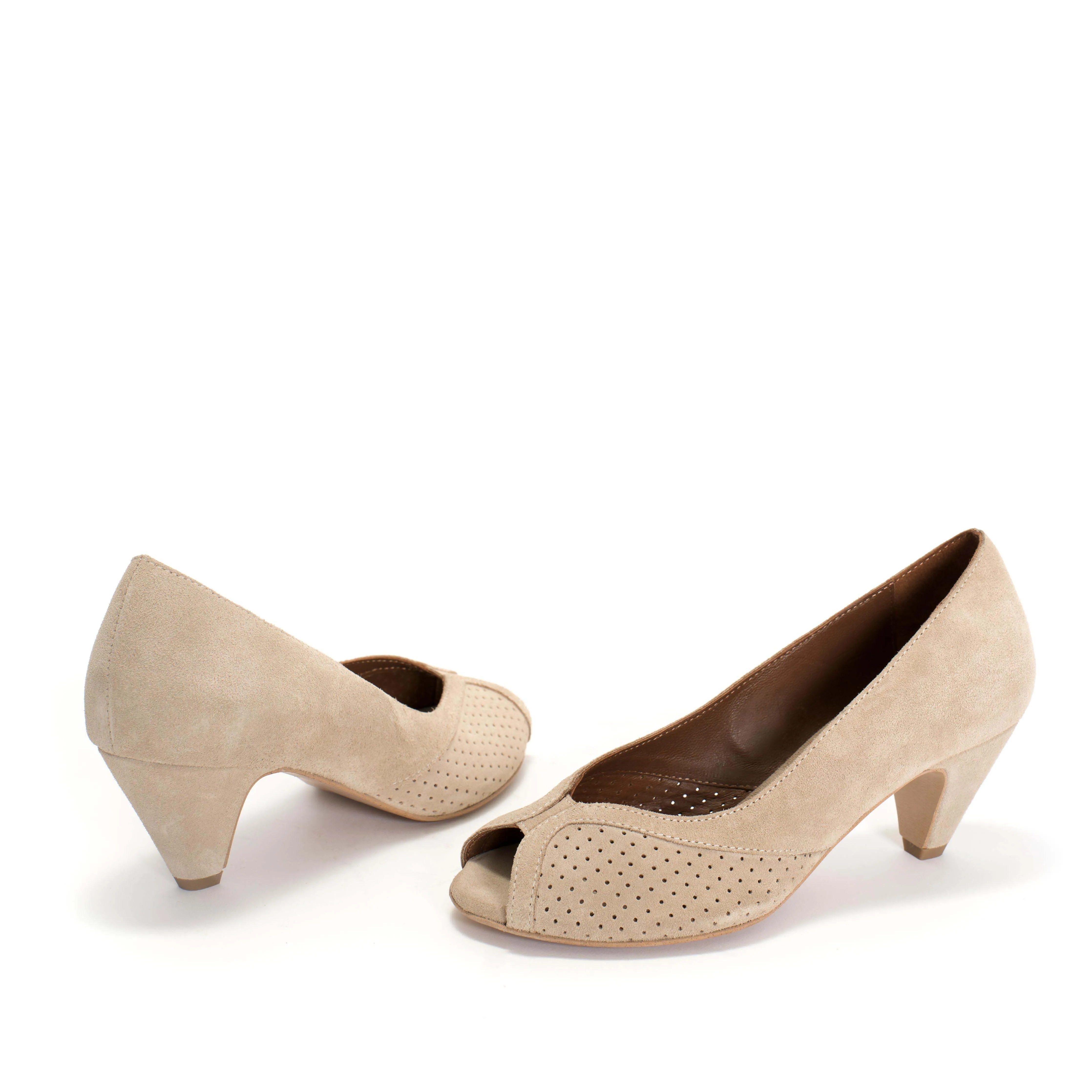 Tiffany stiletto Calf suede Vanilla cream sold by Anonymous Copenhagen product image thumbnail 4