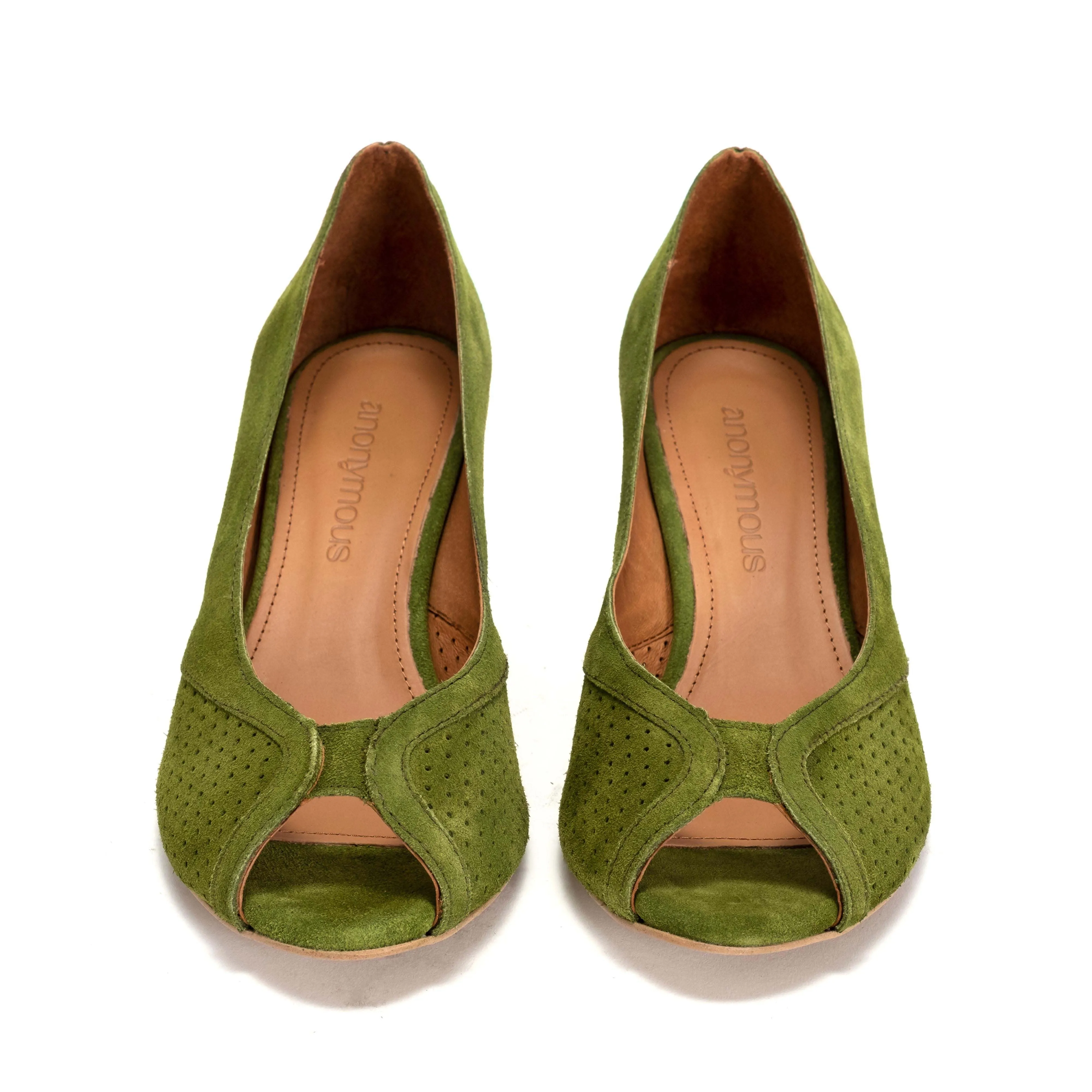 Tiffany triangle Calf suede Grass green sold by Anonymous Copenhagen product image thumbnail 3