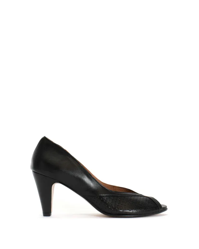 Alania Shiny Lamb Black sold by Anonymous Copenhagen