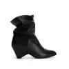 Vully 50 Triangle Soft calf Black sold by Anonymous Copenhagen