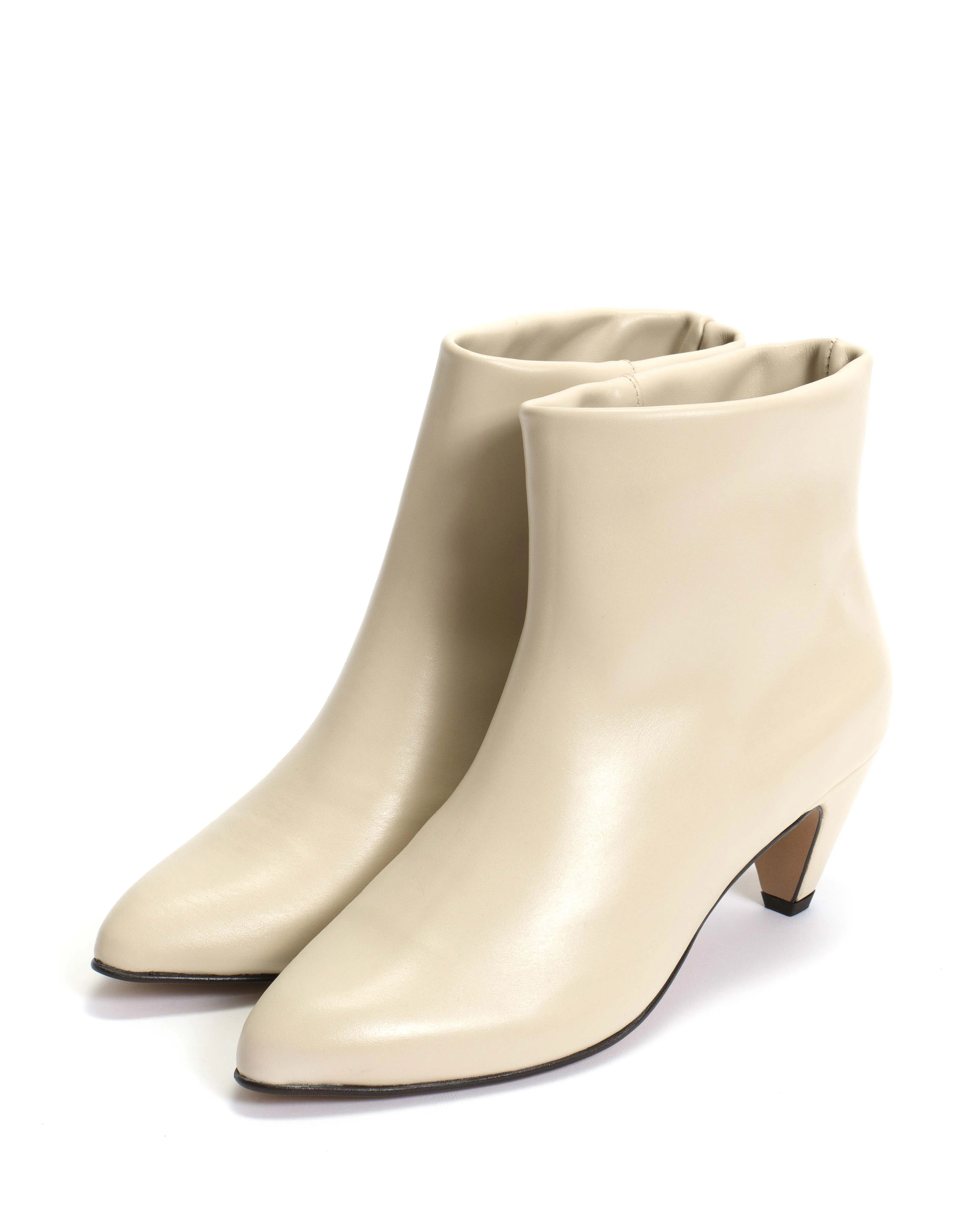 Hilly 50 stiletto Soft calf White sand sold by Anonymous Copenhagen product image thumbnail 2
