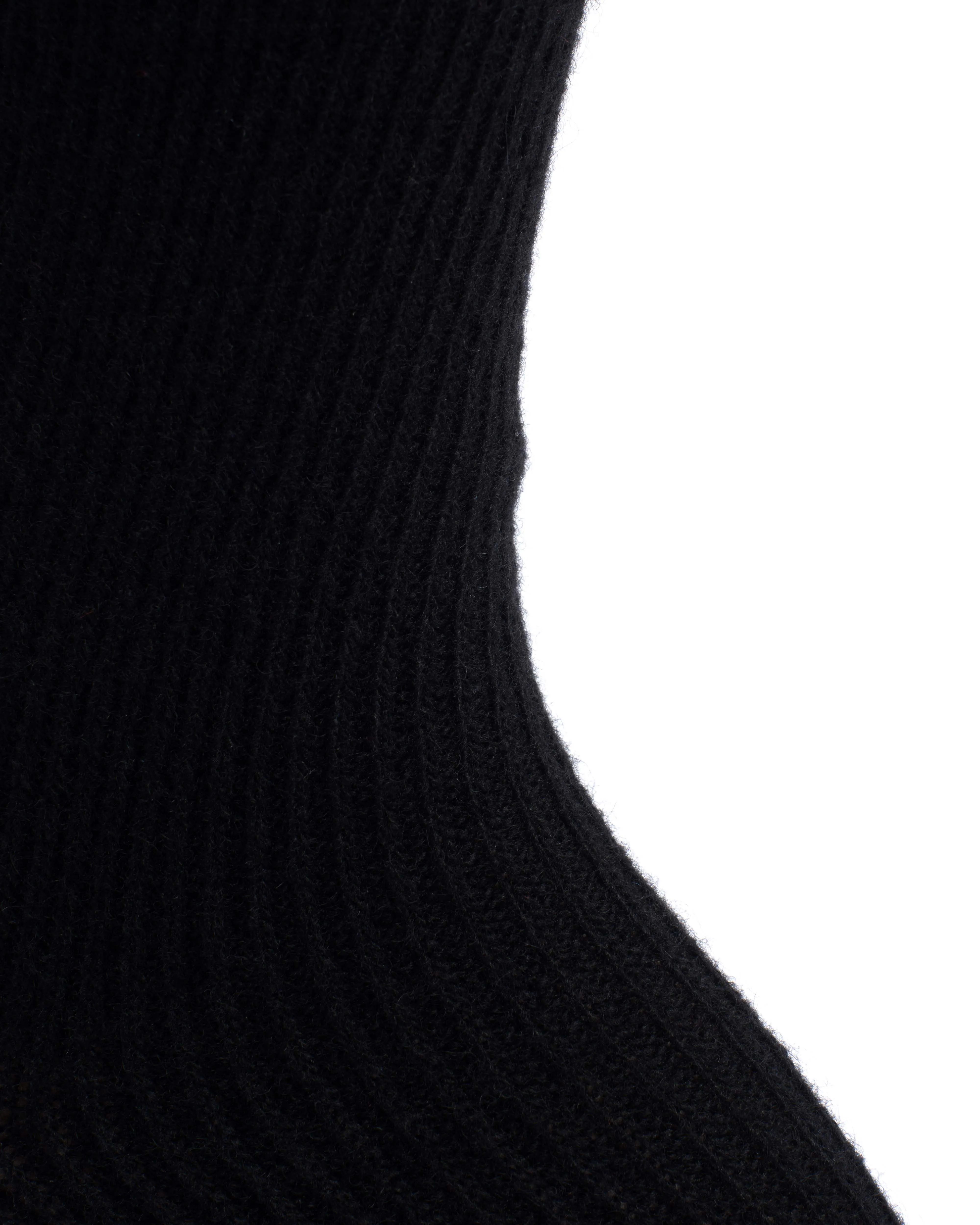 Lanai cashmere socks 70% wool 30% cashmere Black sold by Anonymous Copenhagen product image thumbnail 5