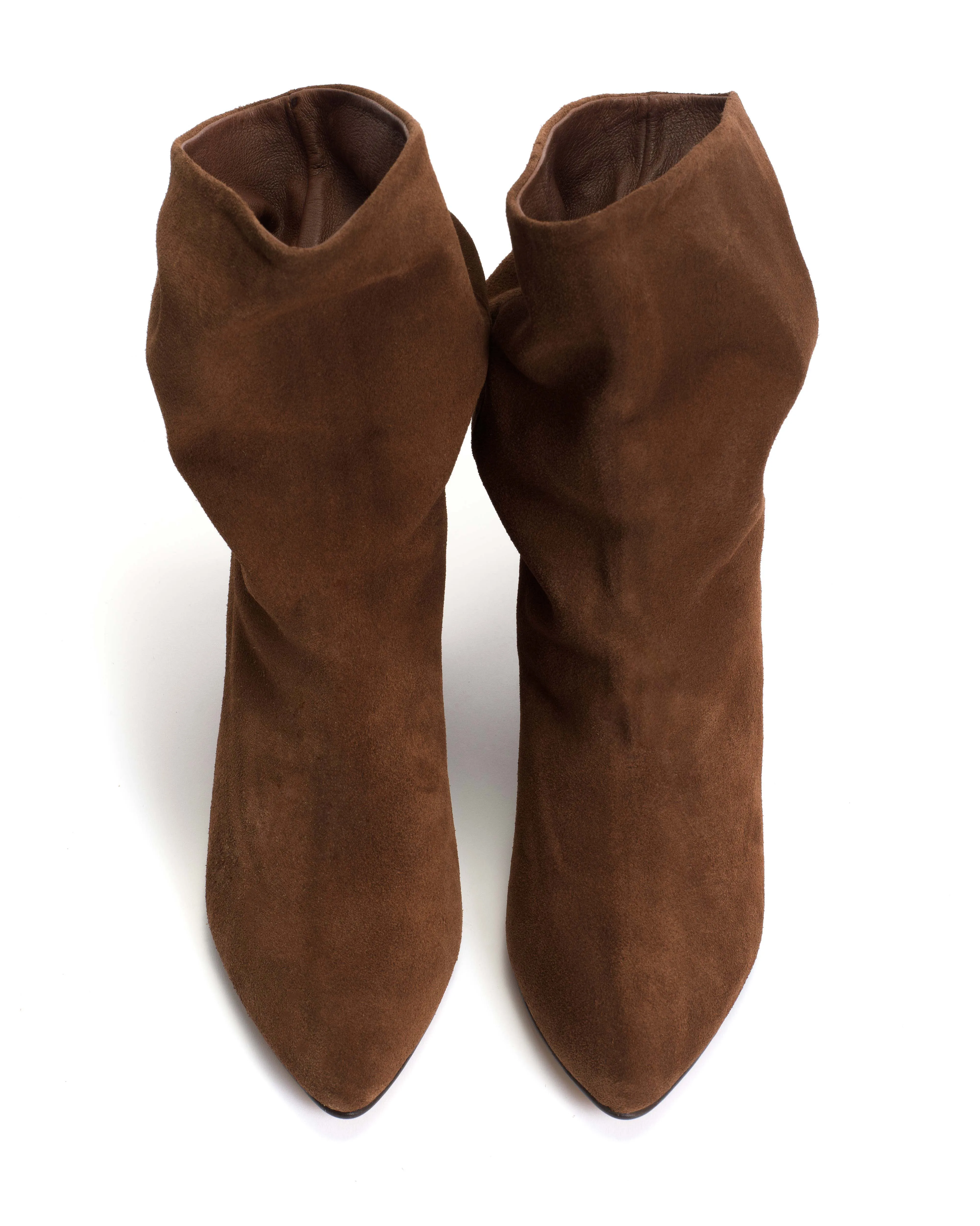 Vully 50 triangle Calf suede Coconut sold by Anonymous Copenhagen product image thumbnail 3